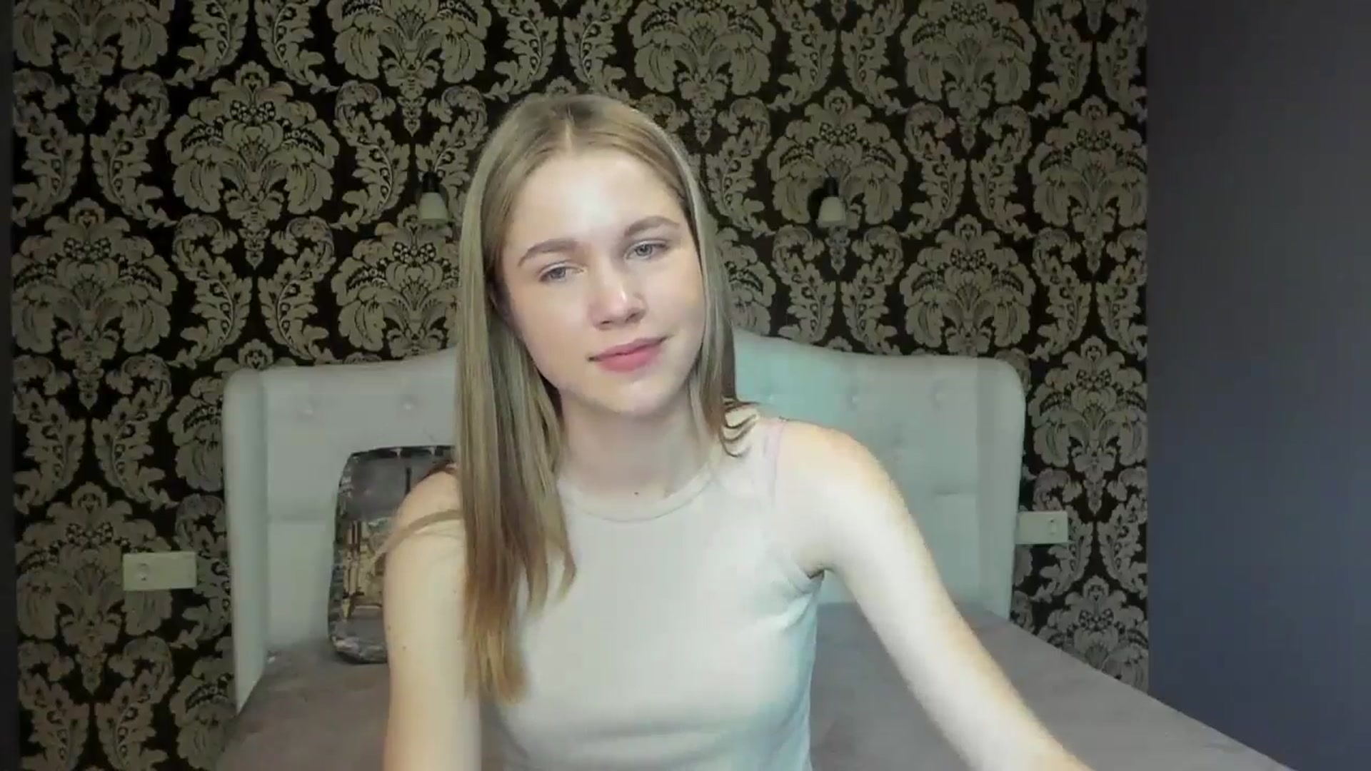 Gallery image thumbnail from Kate_Lewiss's myfreecams stream on, 05/19/2024, 11:11 image 7 of 20
