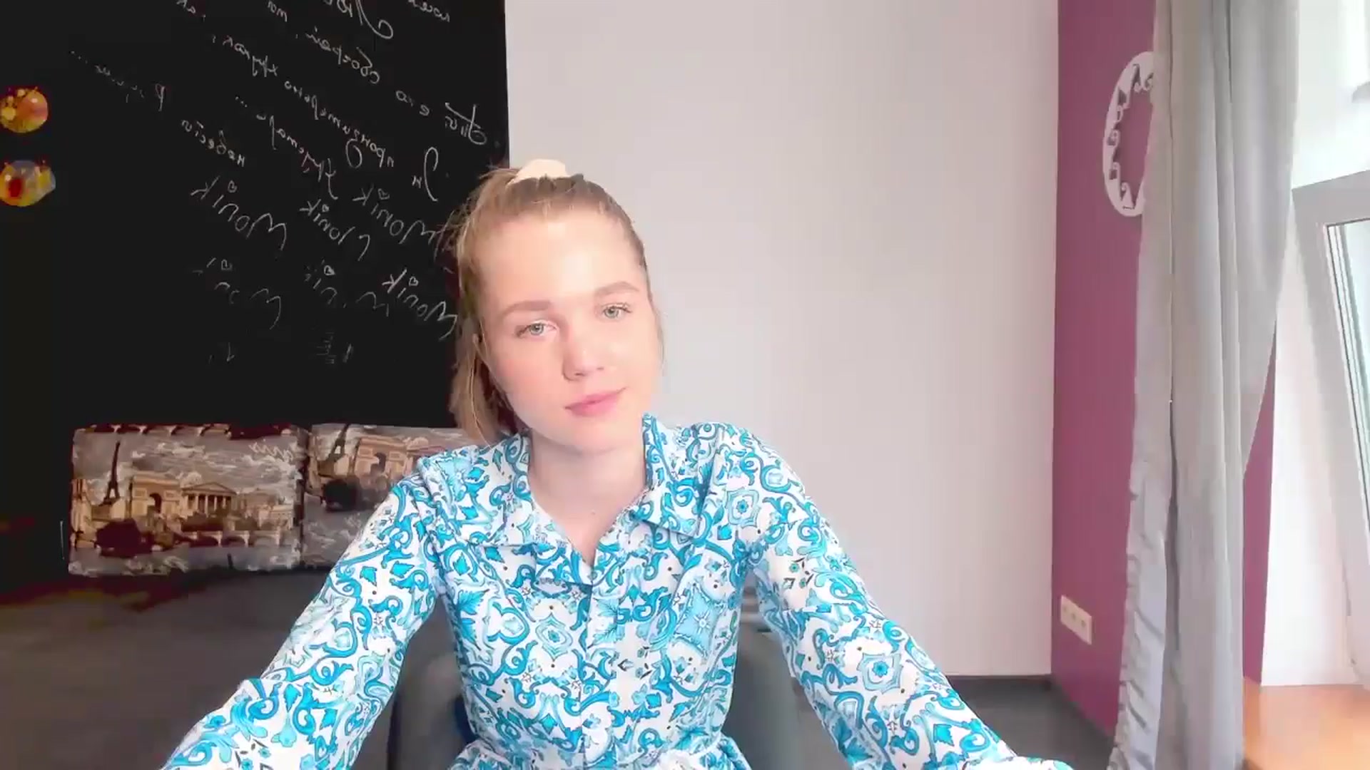Gallery image thumbnail from Kate_Lewiss's myfreecams stream on, 05/21/2024, 11:03 image 3 of 20