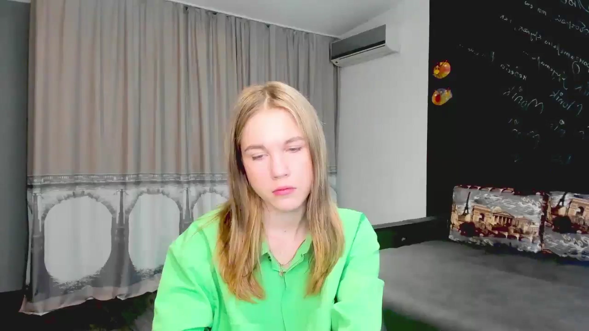 Gallery image thumbnail from Kate_Lewiss's myfreecams stream on, 05/22/2024, 07:15 image 12 of 20