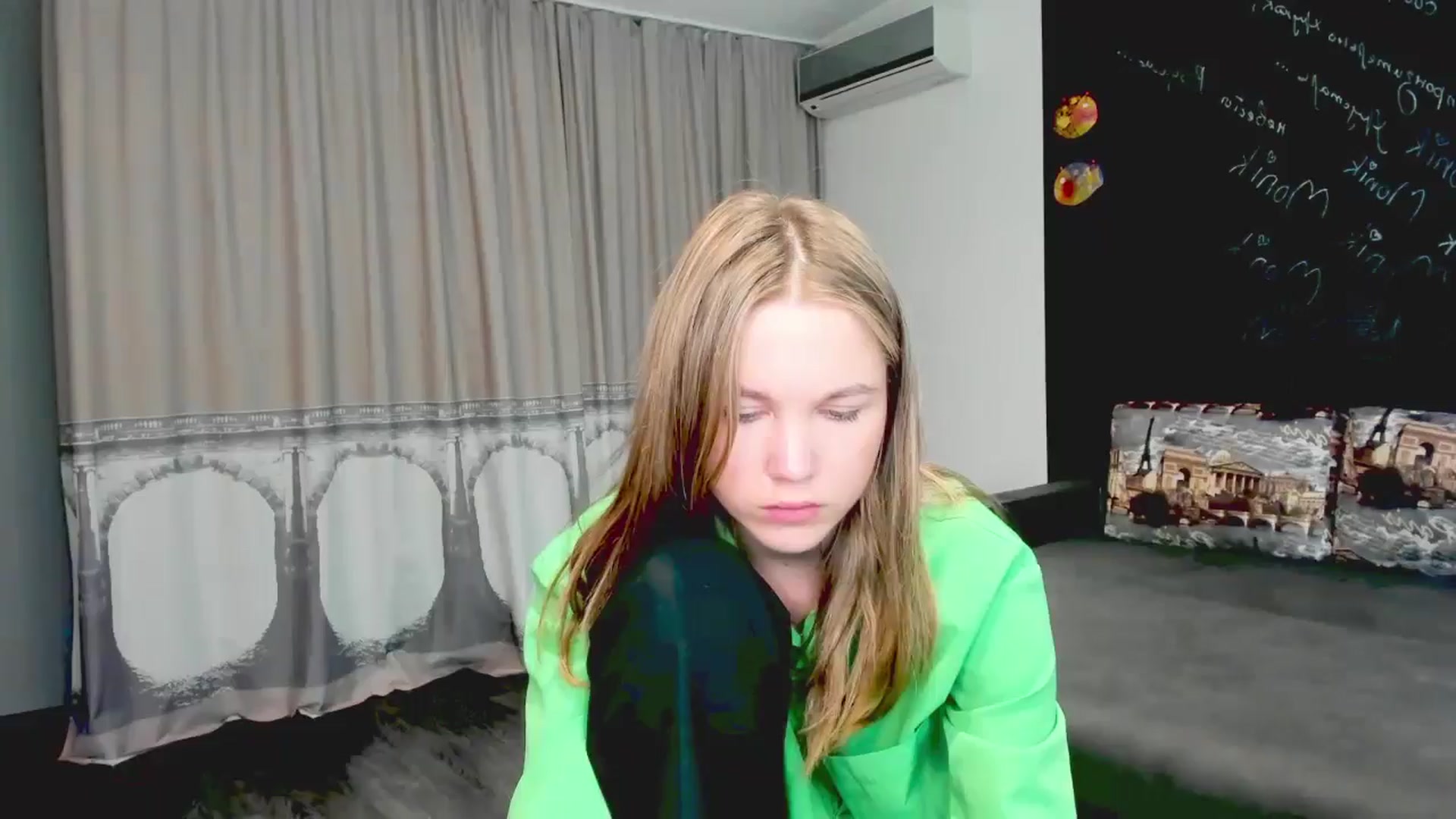 Gallery image thumbnail from Kate_Lewiss's myfreecams stream on, 05/22/2024, 10:46 image 12 of 20