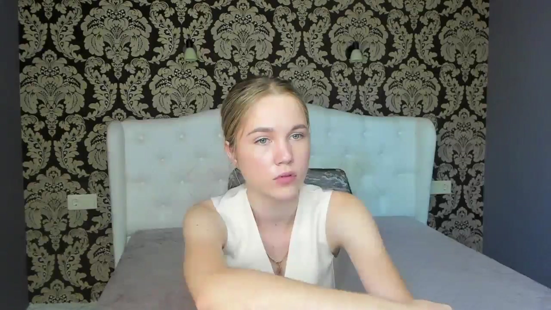 Gallery image thumbnail from Kate_Lewiss's myfreecams stream on, 05/23/2024, 07:20 image 16 of 20