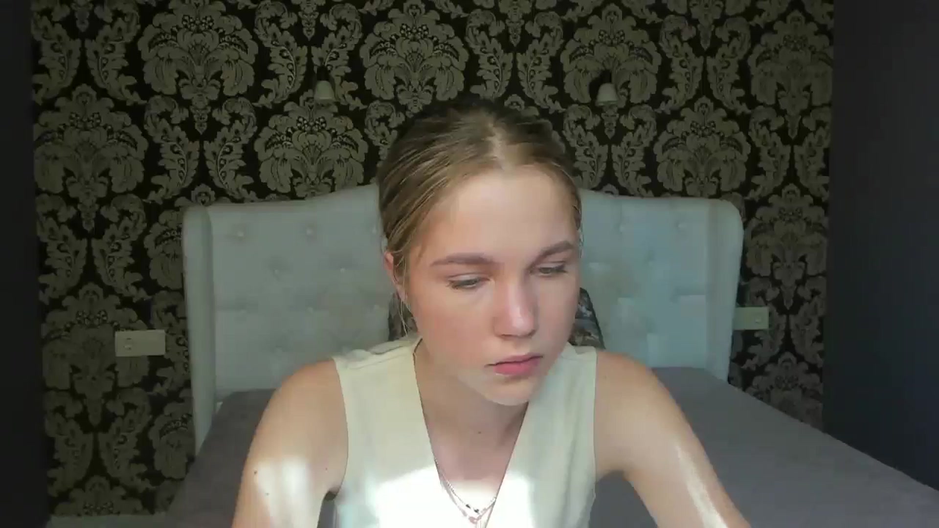 Gallery image thumbnail from Kate_Lewiss's myfreecams stream on, 05/23/2024, 07:20 image 7 of 20