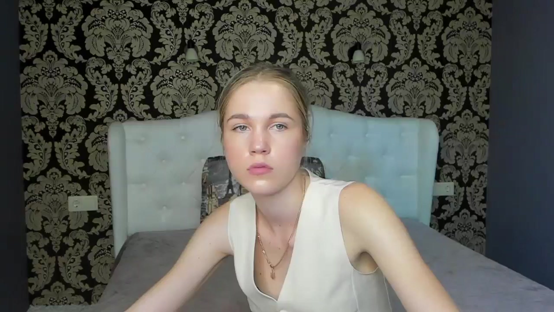 Gallery image thumbnail from Kate_Lewiss's myfreecams stream on, 05/23/2024, 08:28 image 12 of 20