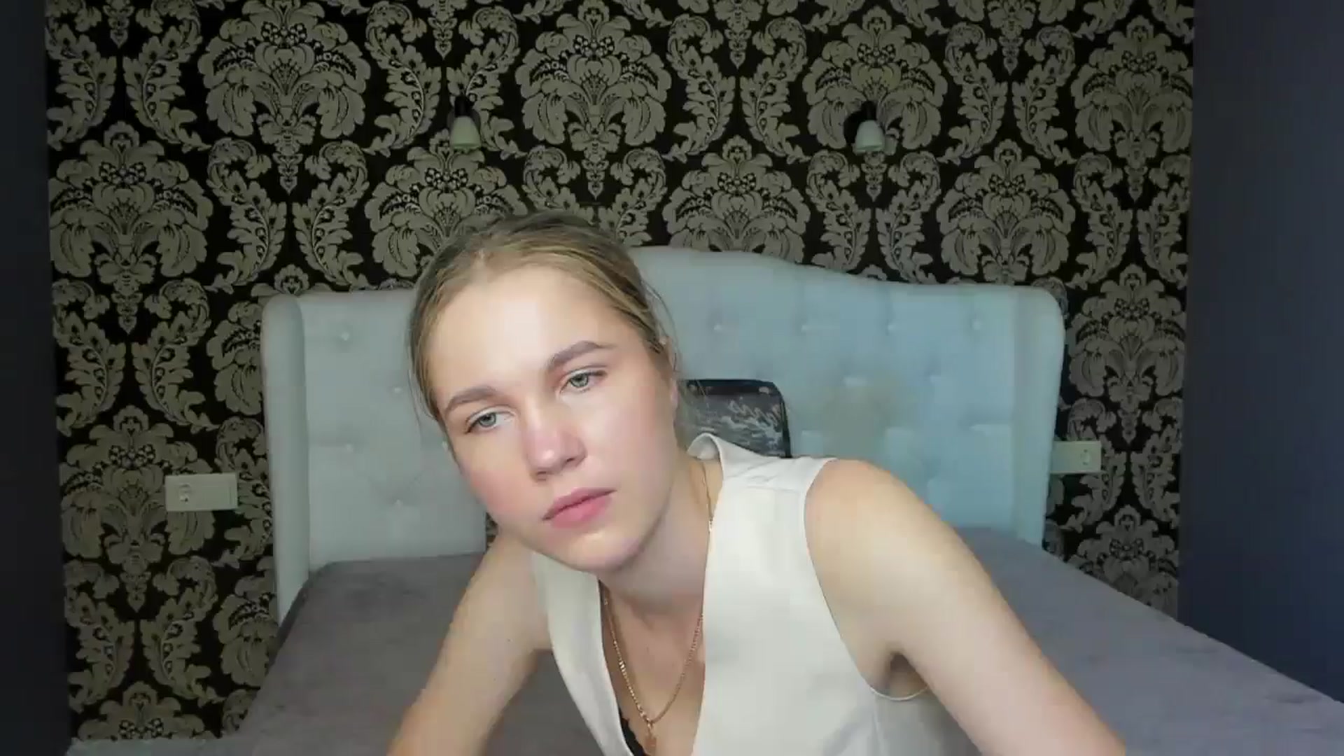 Gallery image thumbnail from Kate_Lewiss's myfreecams stream on, 05/23/2024, 08:28 image 9 of 20