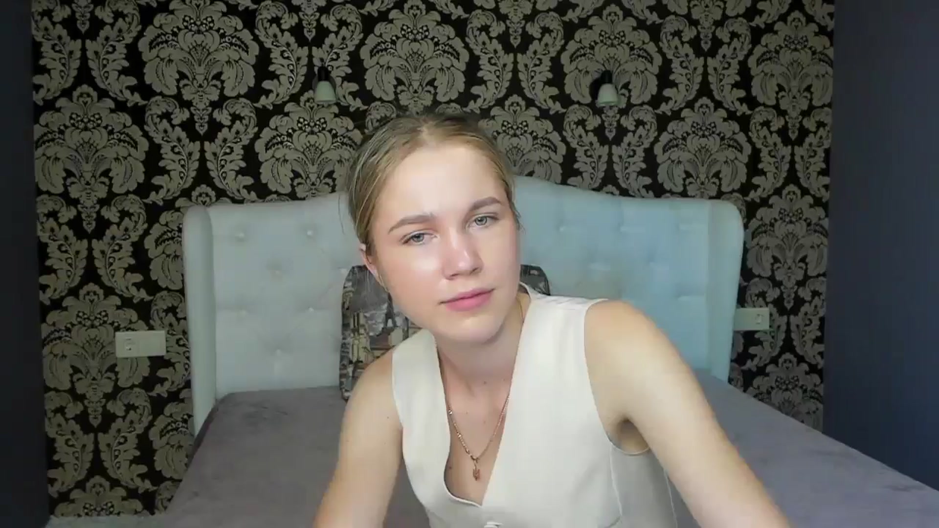 Gallery image thumbnail from Kate_Lewiss's myfreecams stream on, 05/23/2024, 08:28 image 8 of 20