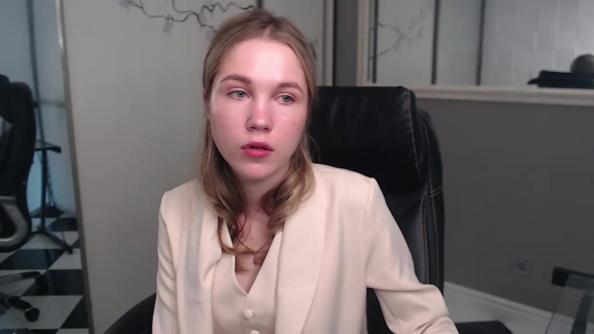 Gallery image thumbnail from Kate_Lewiss's myfreecams stream on, 05/26/2024, 06:49 image 18 of 20