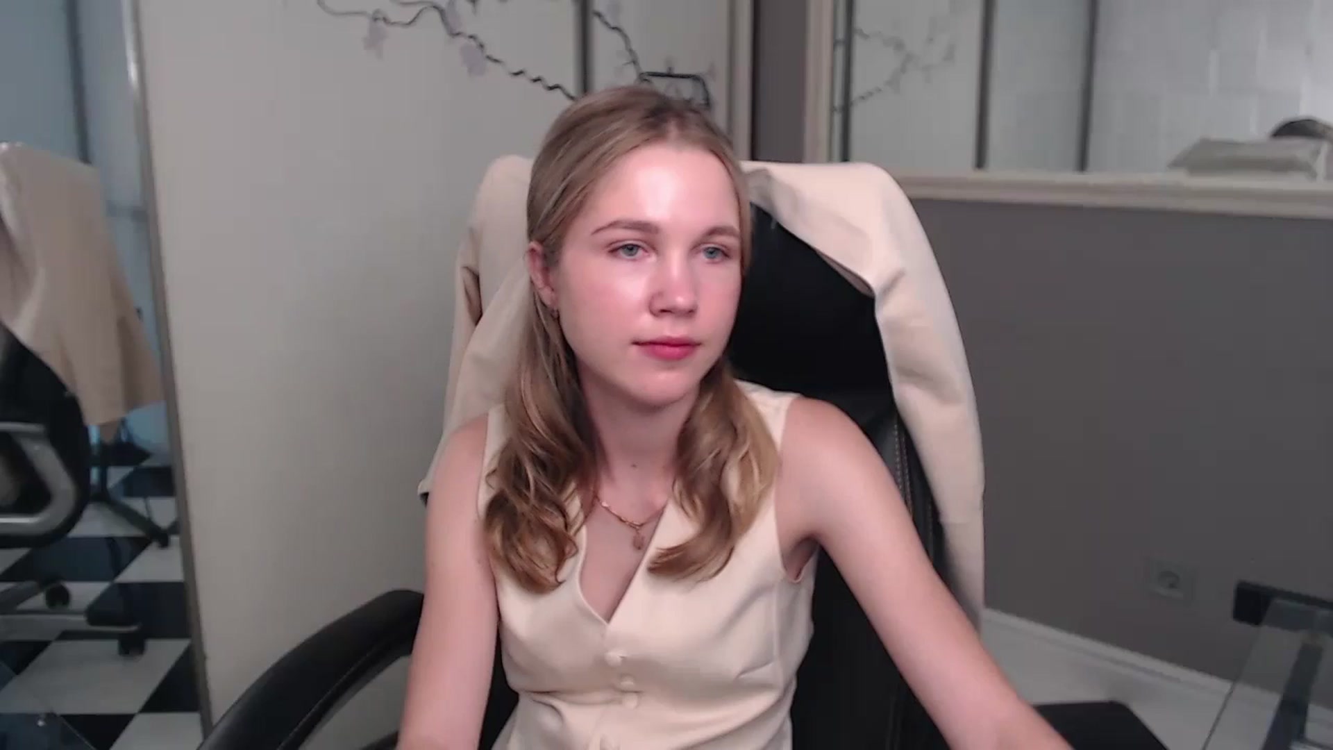 Gallery image thumbnail from Kate_Lewiss's myfreecams stream on, 05/26/2024, 07:50 image 20 of 20