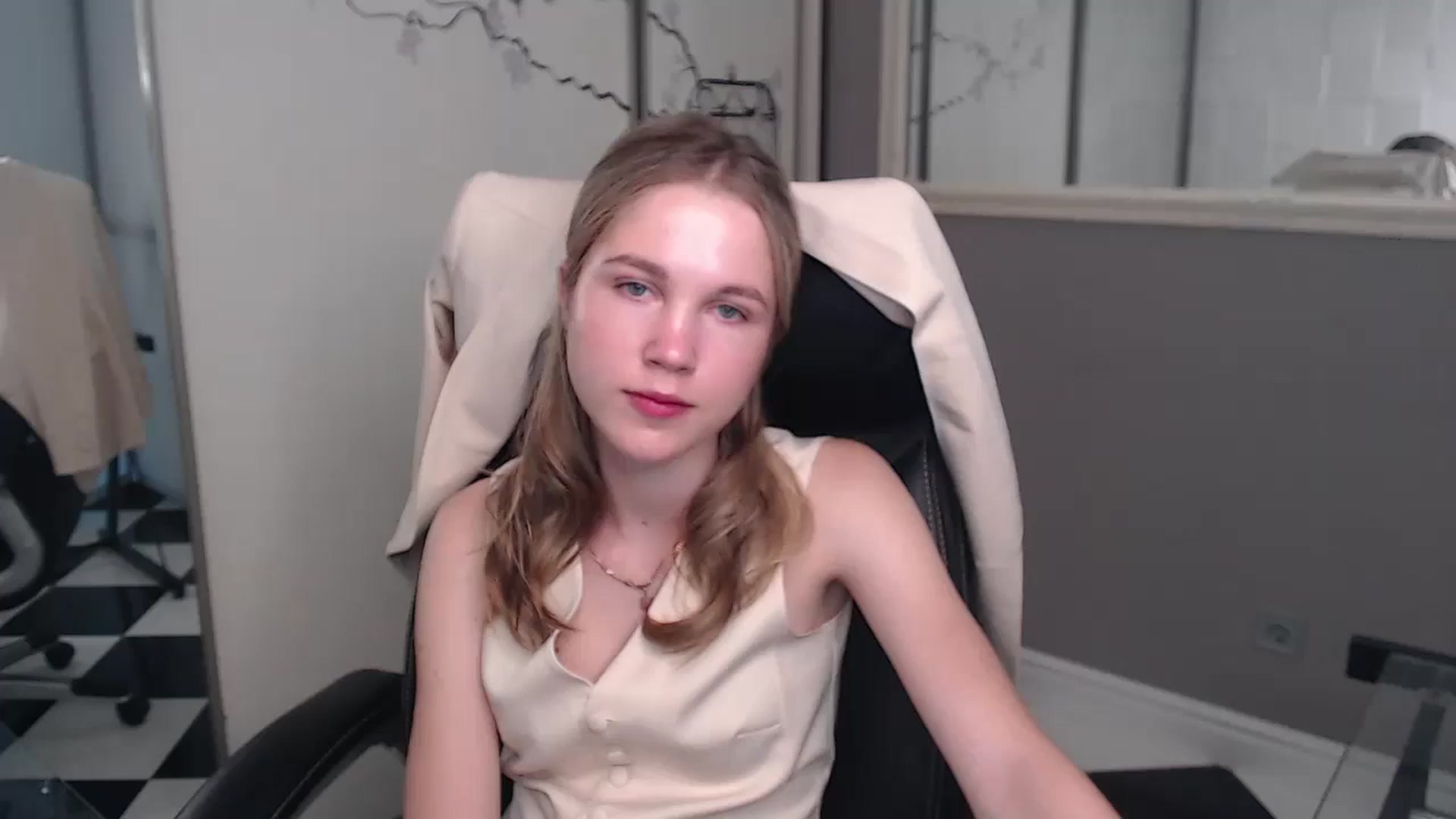 Gallery image thumbnail from Kate_Lewiss's myfreecams stream on, 05/26/2024, 07:50 image 11 of 20