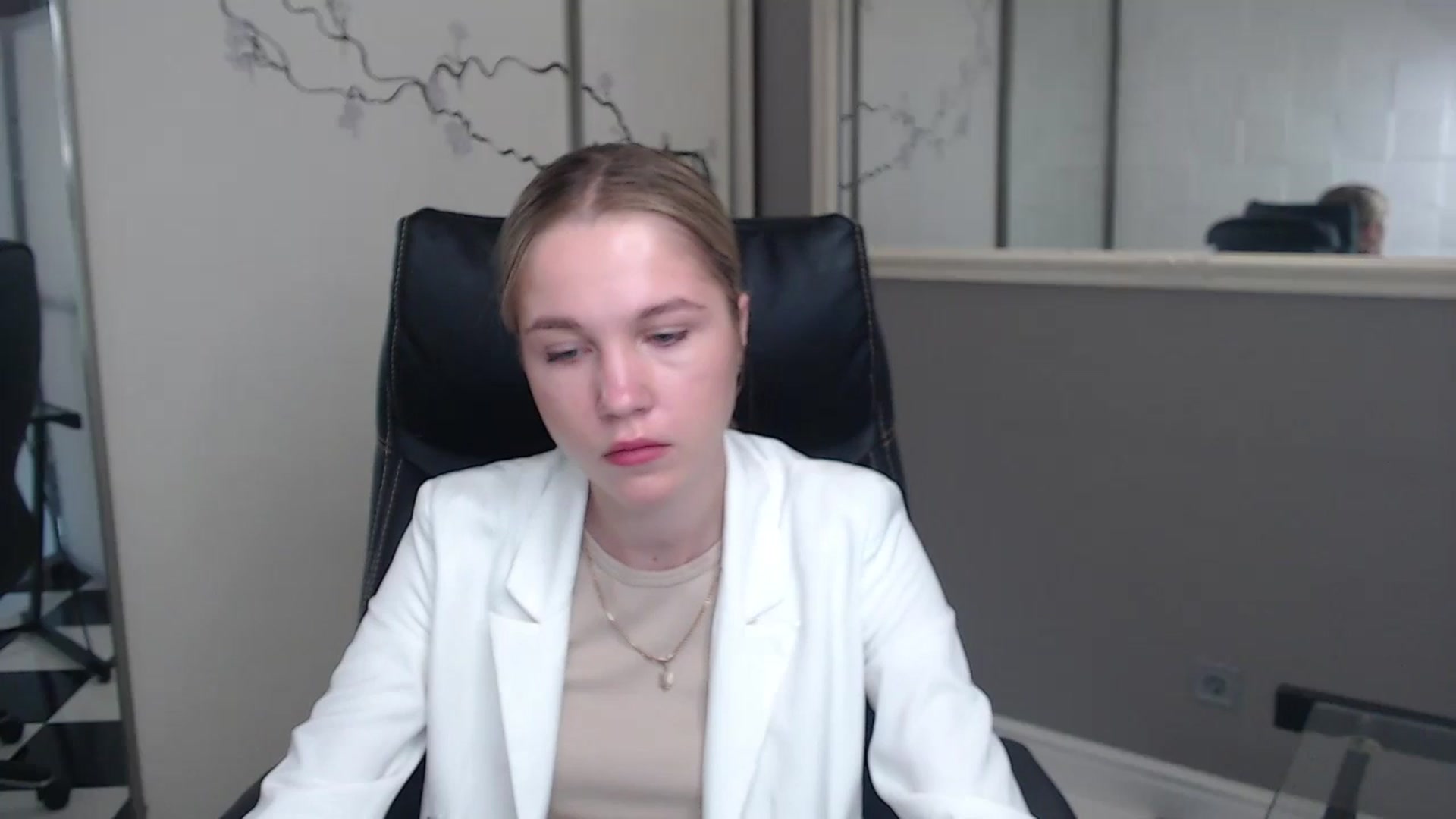 Gallery image thumbnail from Kate_Lewiss's myfreecams stream on, 05/27/2024, 05:55 image 10 of 20