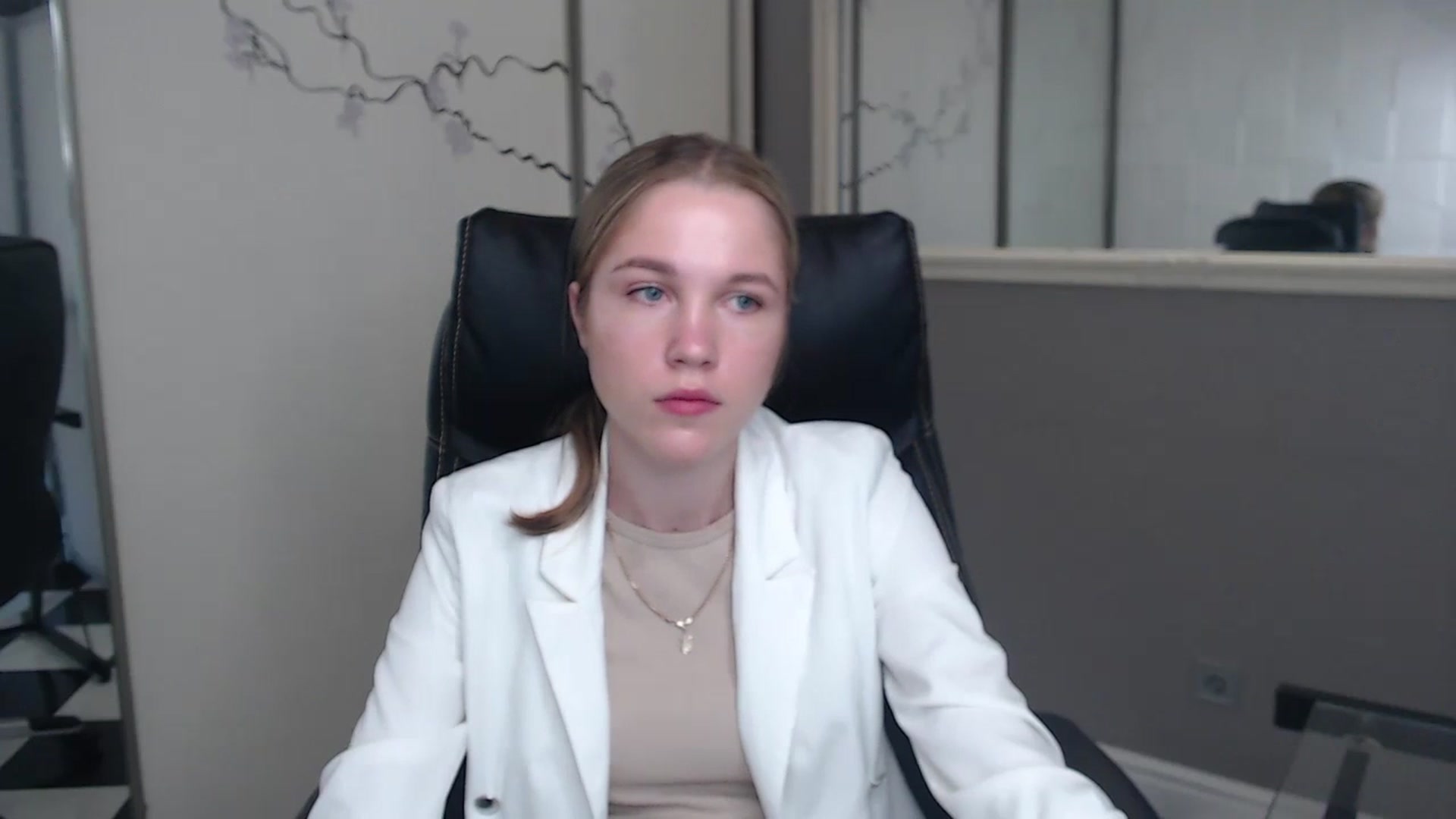 Gallery image thumbnail from Kate_Lewiss's myfreecams stream on, 05/27/2024, 07:00 image 3 of 20