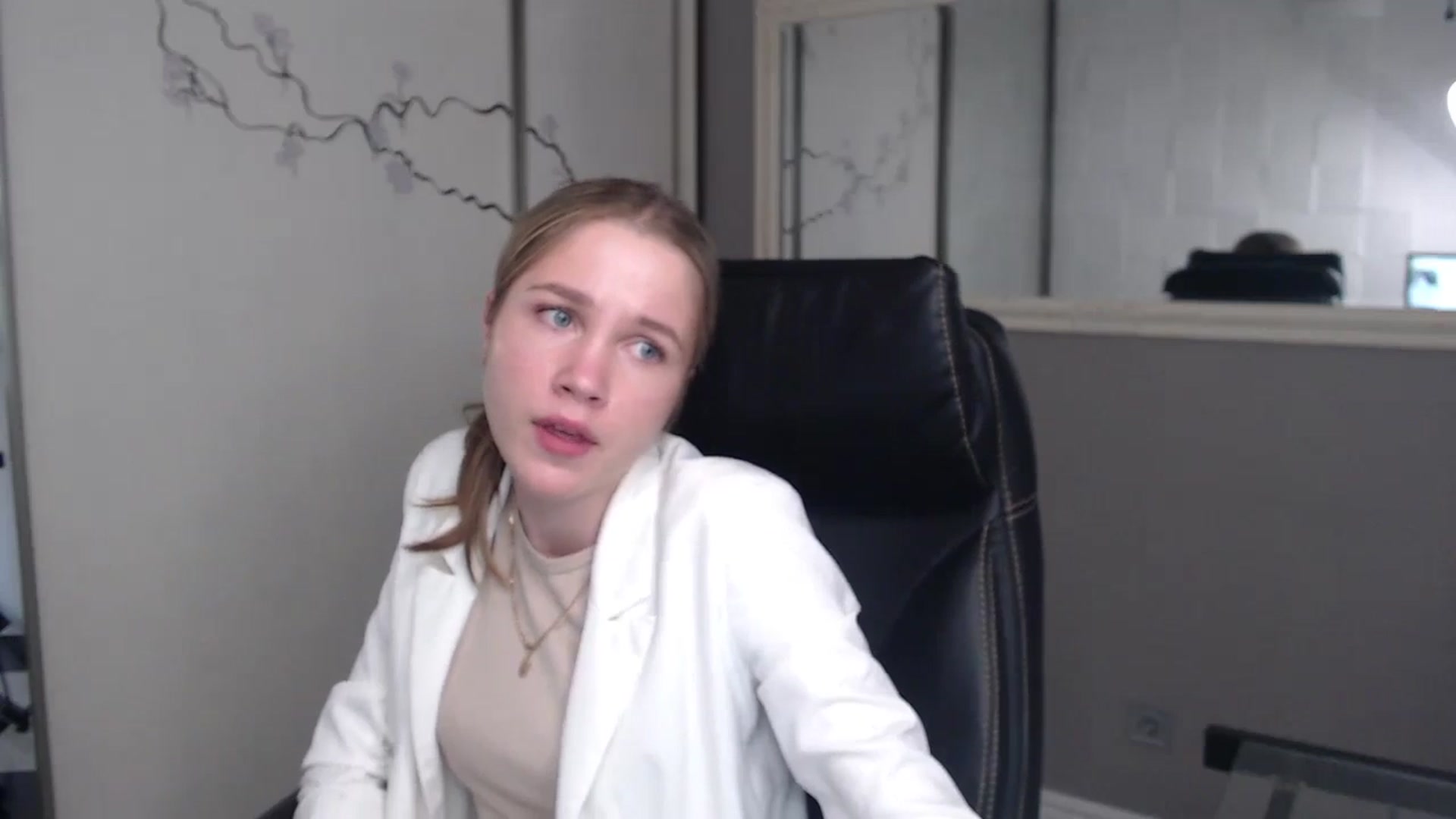Gallery image thumbnail from Kate_Lewiss's myfreecams stream on, 05/27/2024, 10:05 image 6 of 20