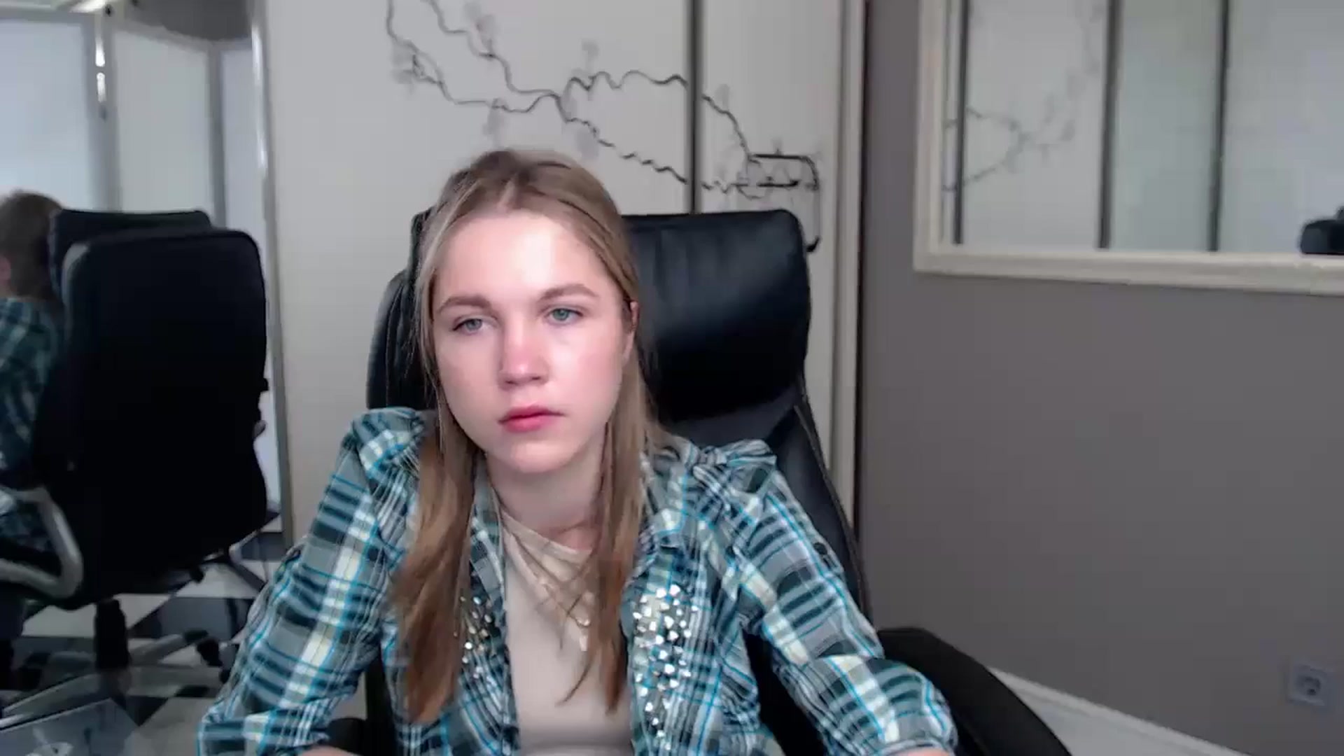 Gallery image thumbnail from Kate_Lewiss's myfreecams stream on, 05/28/2024, 06:29 image 15 of 20