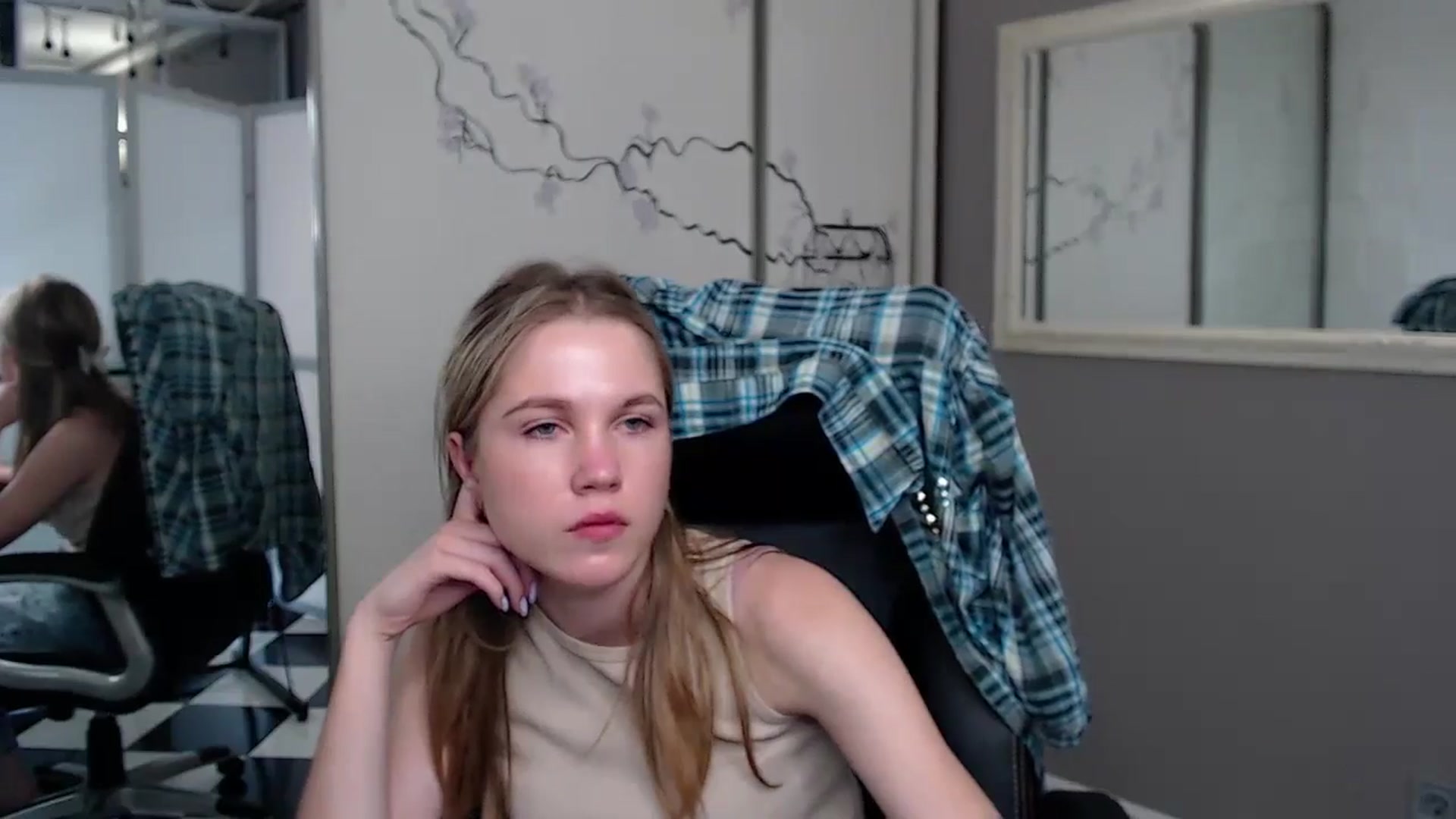 Gallery image thumbnail from Kate_Lewiss's myfreecams stream on, 05/28/2024, 11:04 image 3 of 20