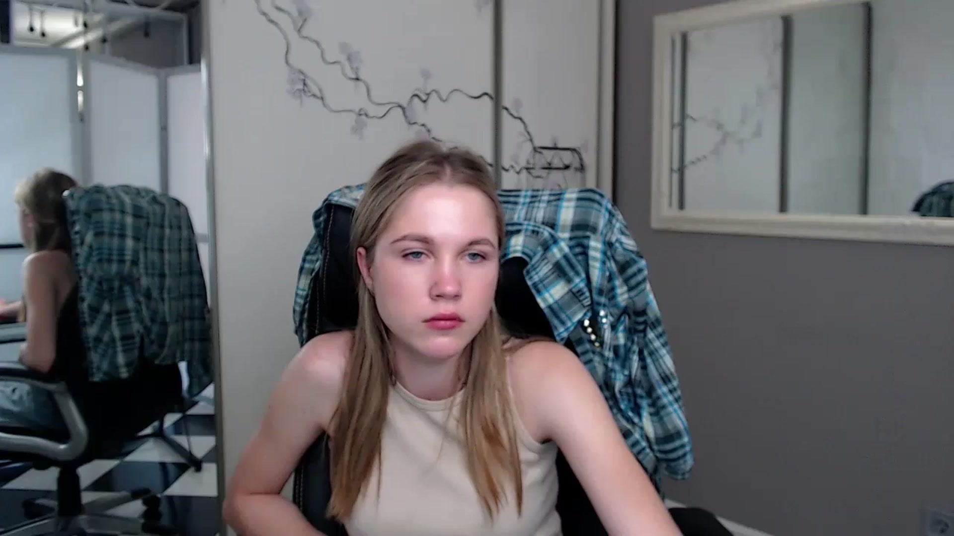Gallery image thumbnail from Kate_Lewiss's myfreecams stream on, 05/28/2024, 11:04 image 1 of 20