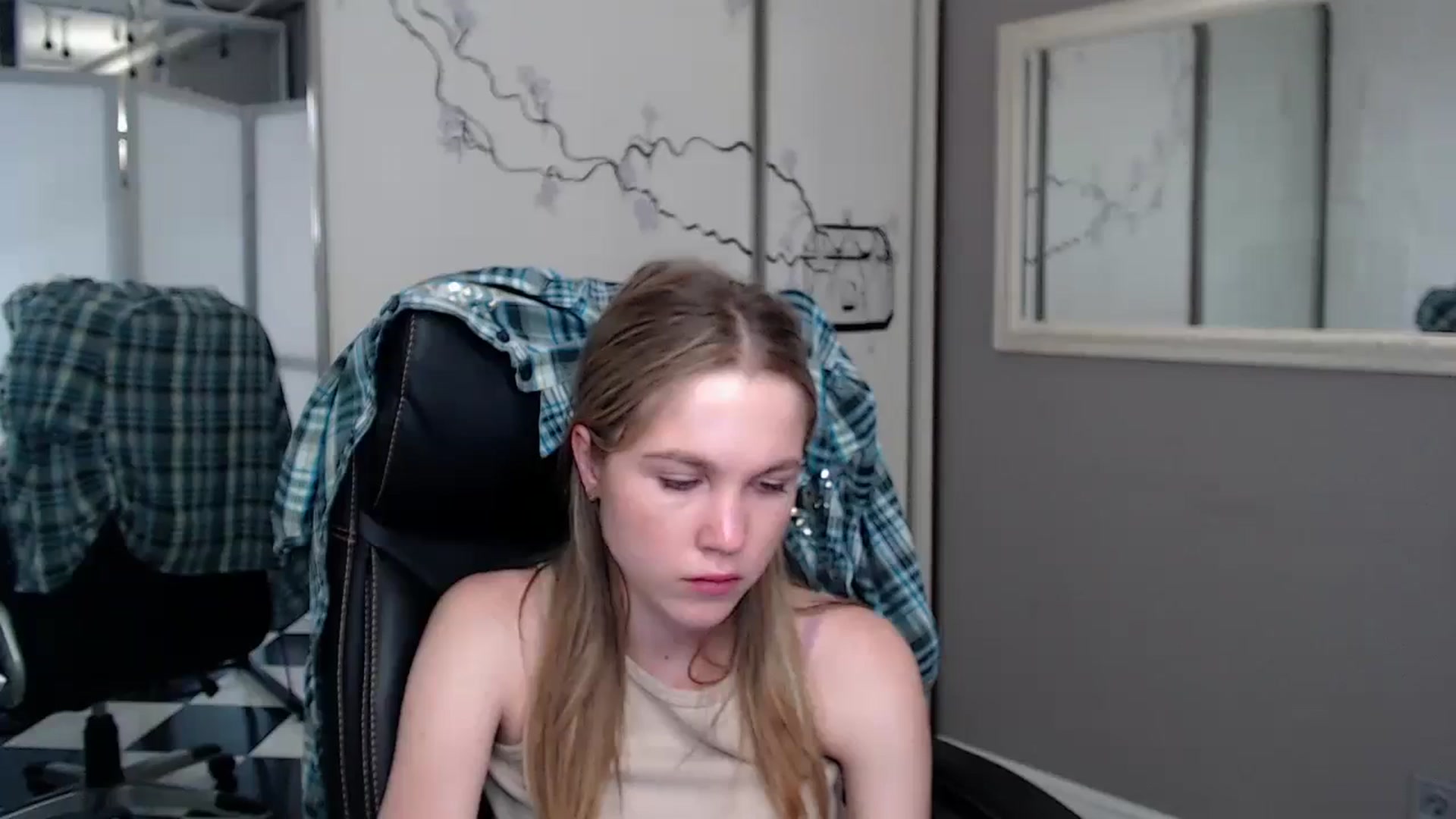 Gallery image thumbnail from Kate_Lewiss's myfreecams stream on, 05/28/2024, 11:04 image 13 of 20