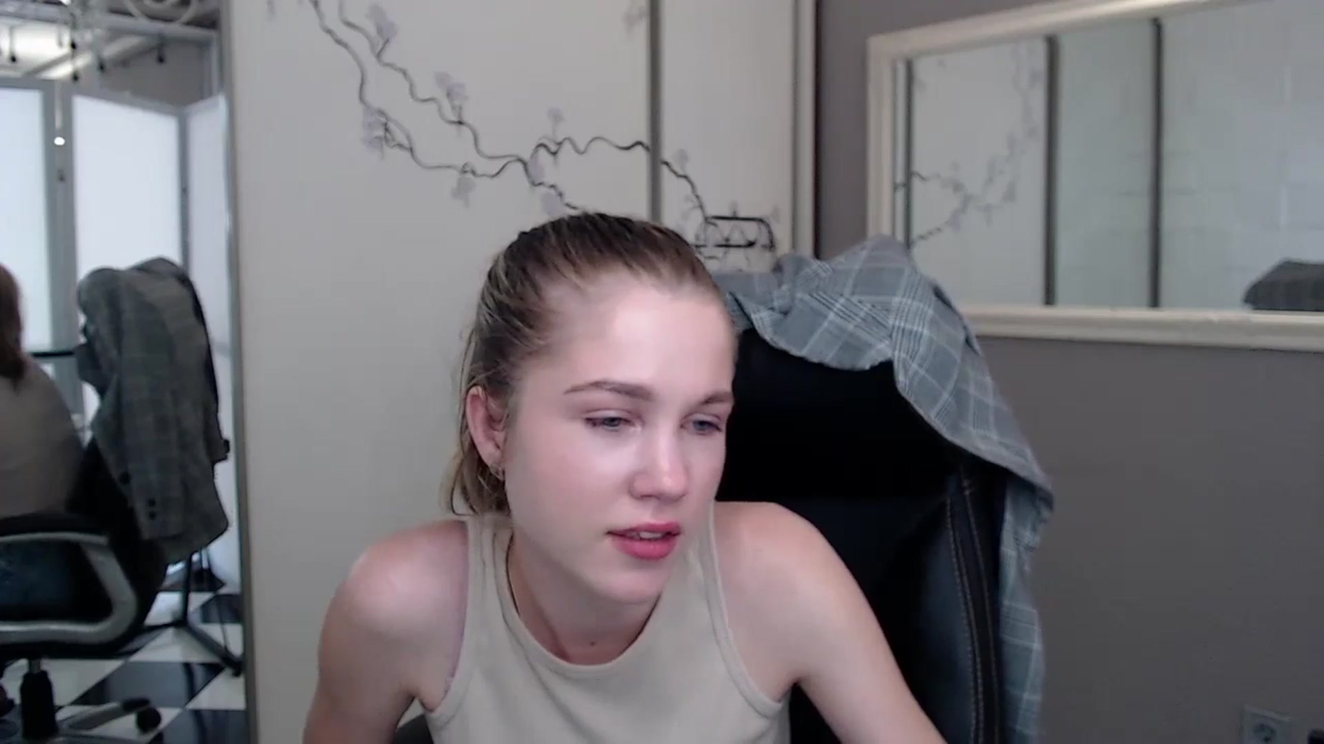 Gallery image thumbnail from Kate_Lewiss's myfreecams stream on, 05/29/2024, 09:49 image 3 of 20