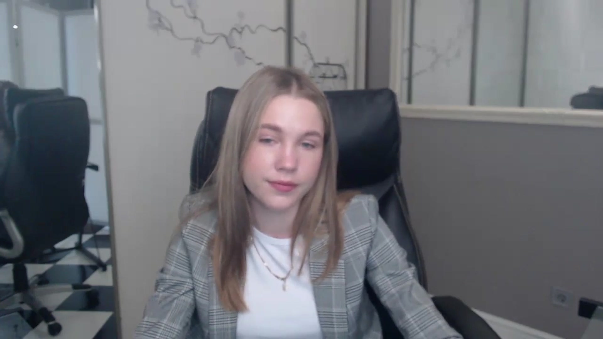 Gallery image thumbnail from Kate_Lewiss's myfreecams stream on, 05/30/2024, 06:00 image 7 of 20