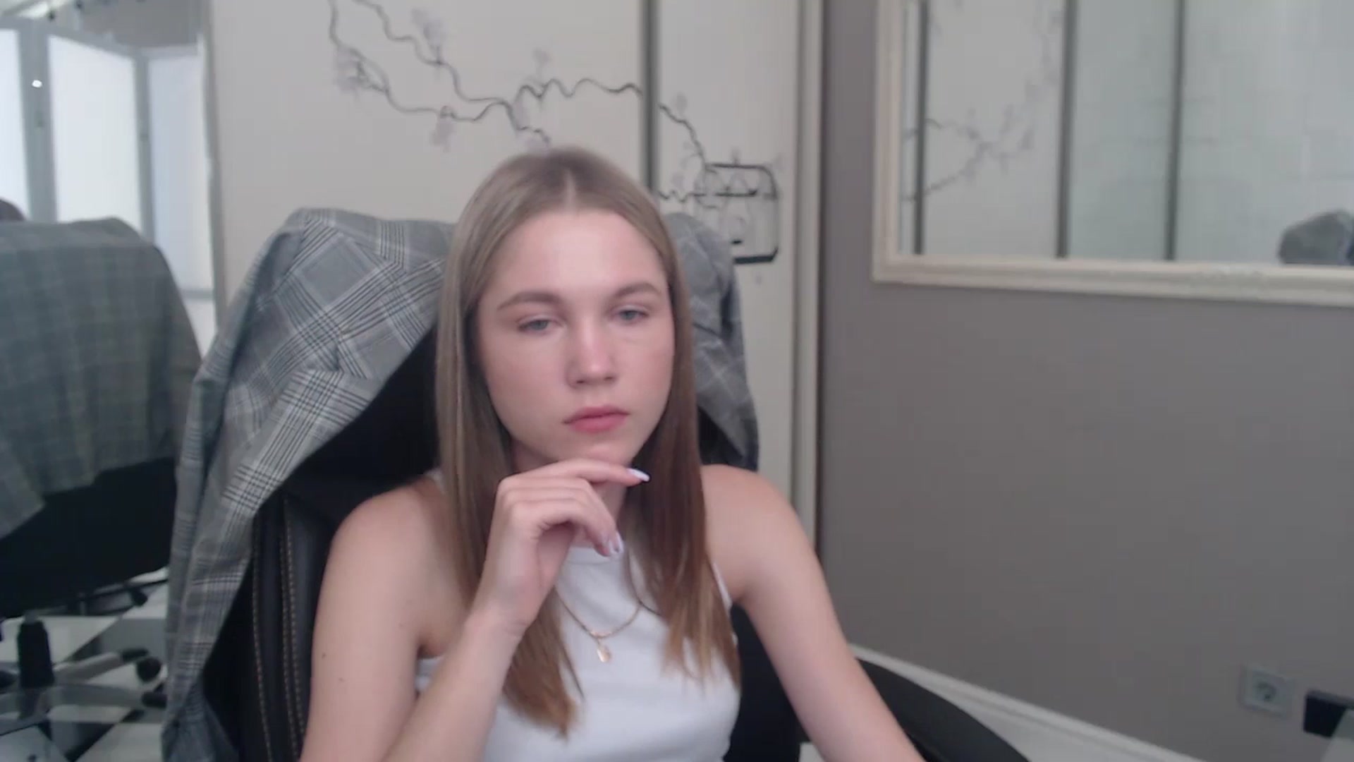 Gallery image thumbnail from Kate_Lewiss's myfreecams stream on, 05/30/2024, 07:28 image 20 of 20