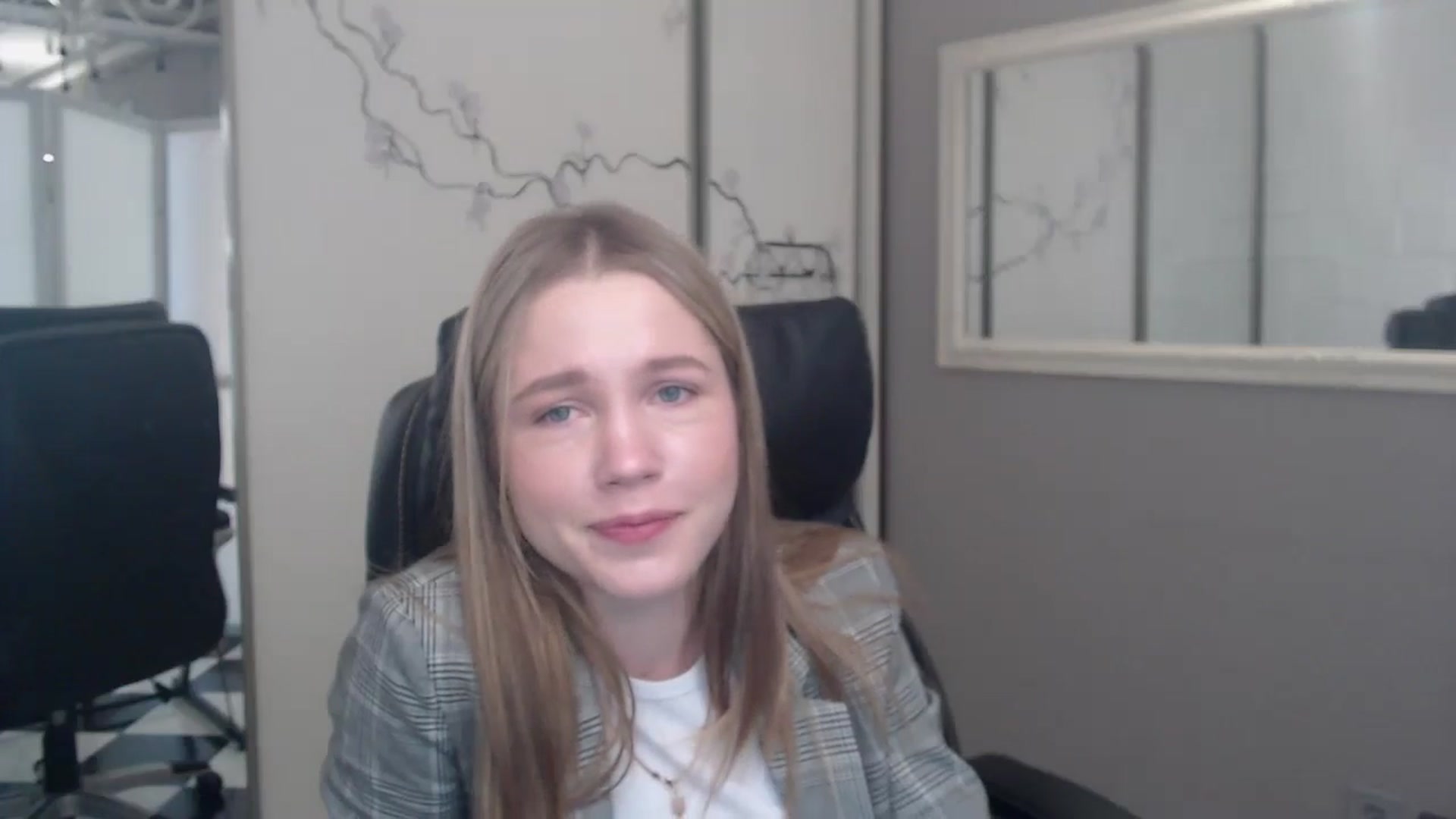 Gallery image thumbnail from Kate_Lewiss's myfreecams stream on, 05/30/2024, 07:28 image 6 of 20