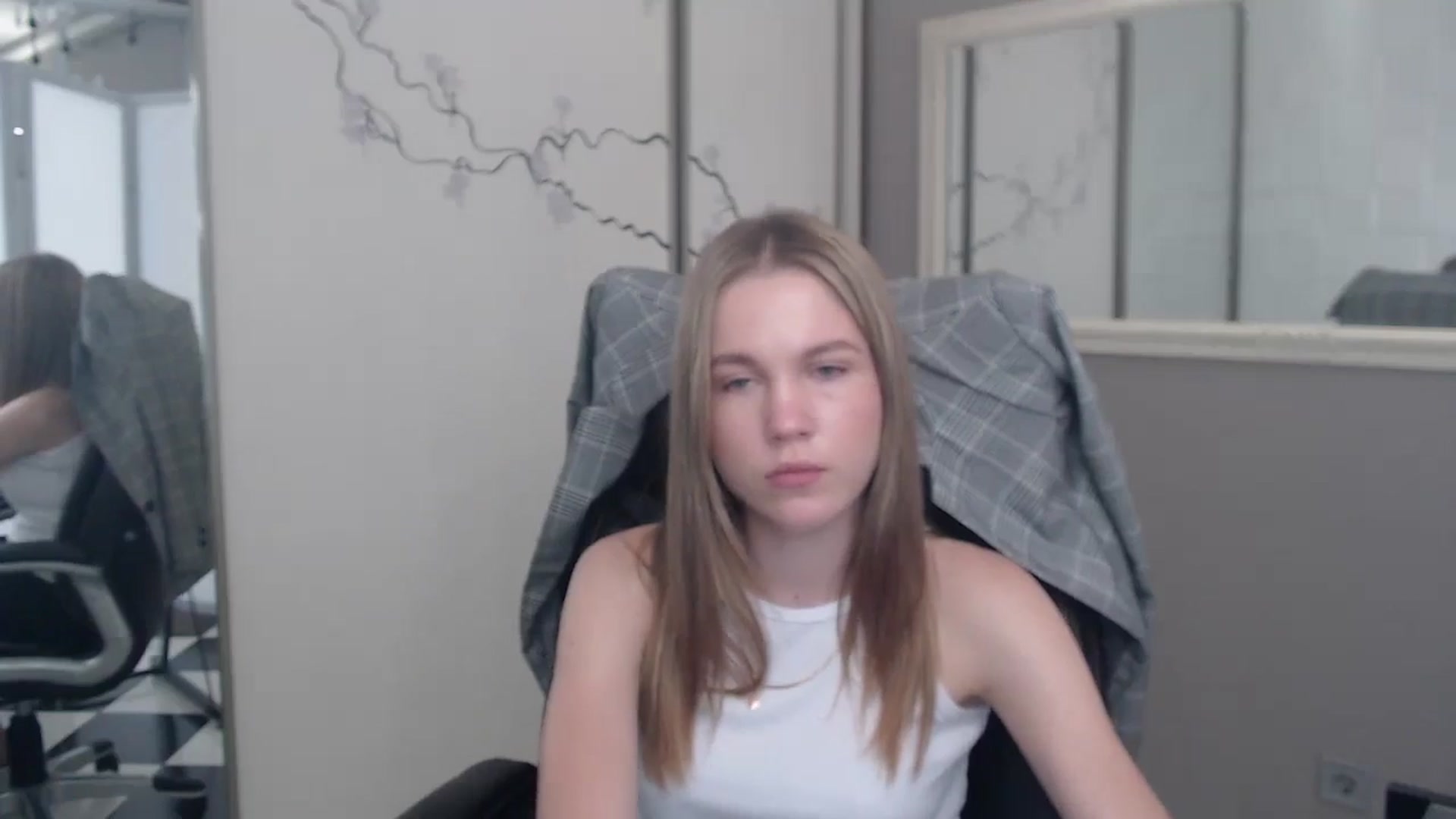 Gallery image thumbnail from Kate_Lewiss's myfreecams stream on, 05/30/2024, 11:04 image 9 of 20