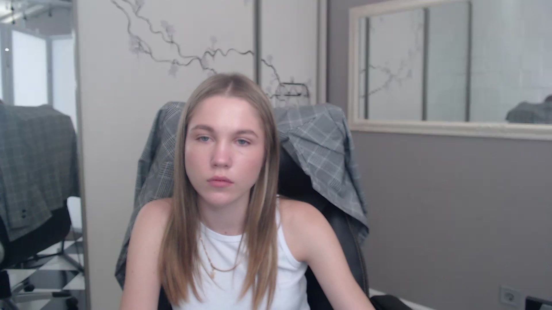 Gallery image thumbnail from Kate_Lewiss's myfreecams stream on, 05/30/2024, 11:04 image 11 of 20
