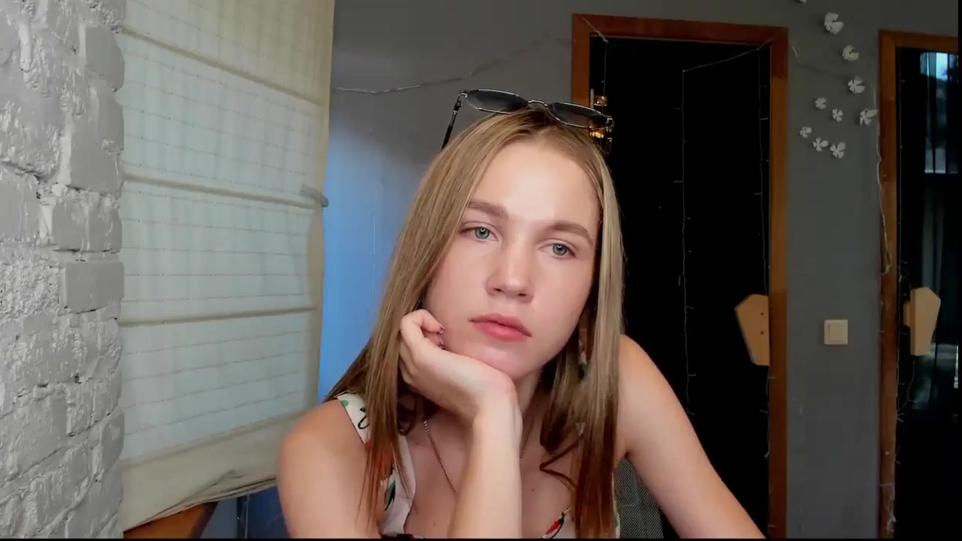 Gallery image thumbnail from Kate_Lewiss's myfreecams stream on, 06/03/2024, 07:12 image 14 of 20