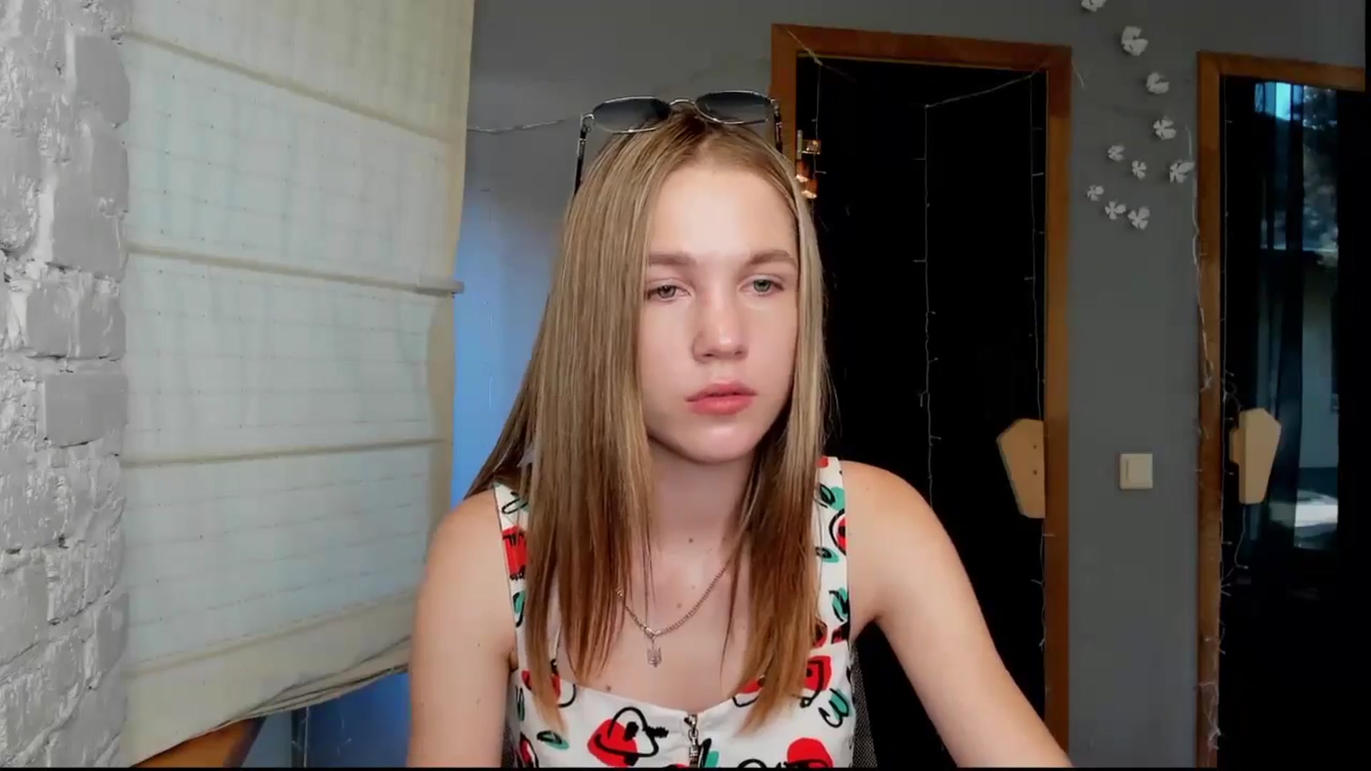 Gallery image thumbnail from Kate_Lewiss's myfreecams stream on, 06/03/2024, 07:12 image 5 of 20