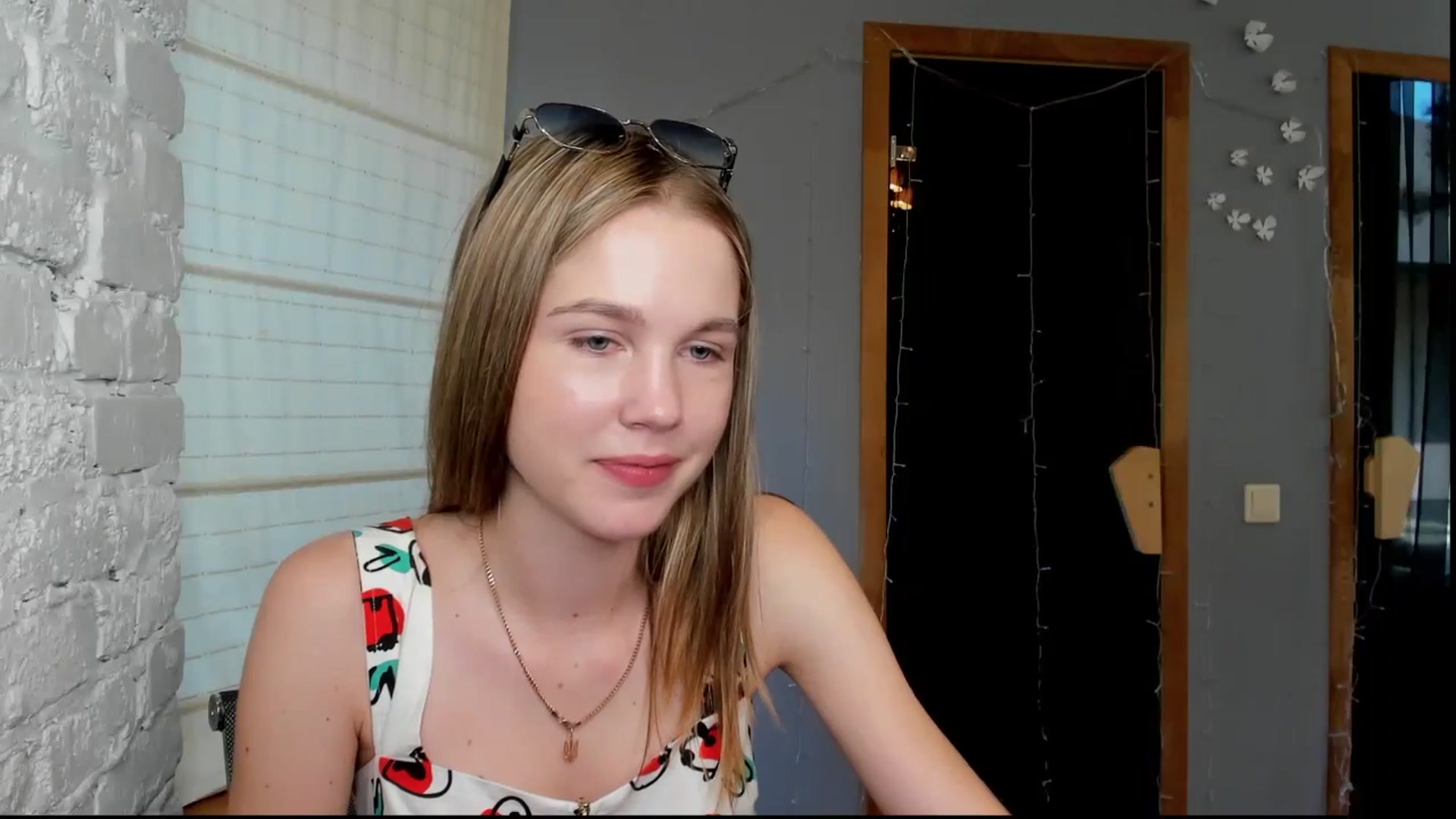Gallery image thumbnail from Kate_Lewiss's myfreecams stream on, 06/03/2024, 09:20 image 11 of 20