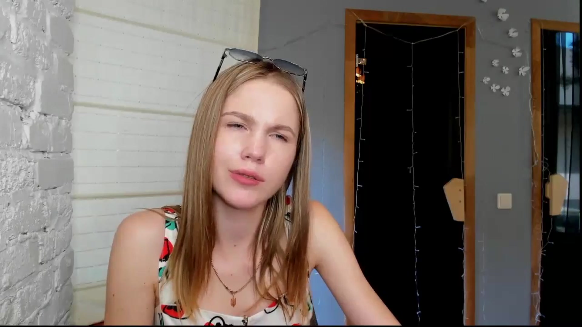 Gallery image thumbnail from Kate_Lewiss's myfreecams stream on, 06/03/2024, 09:20 image 19 of 20