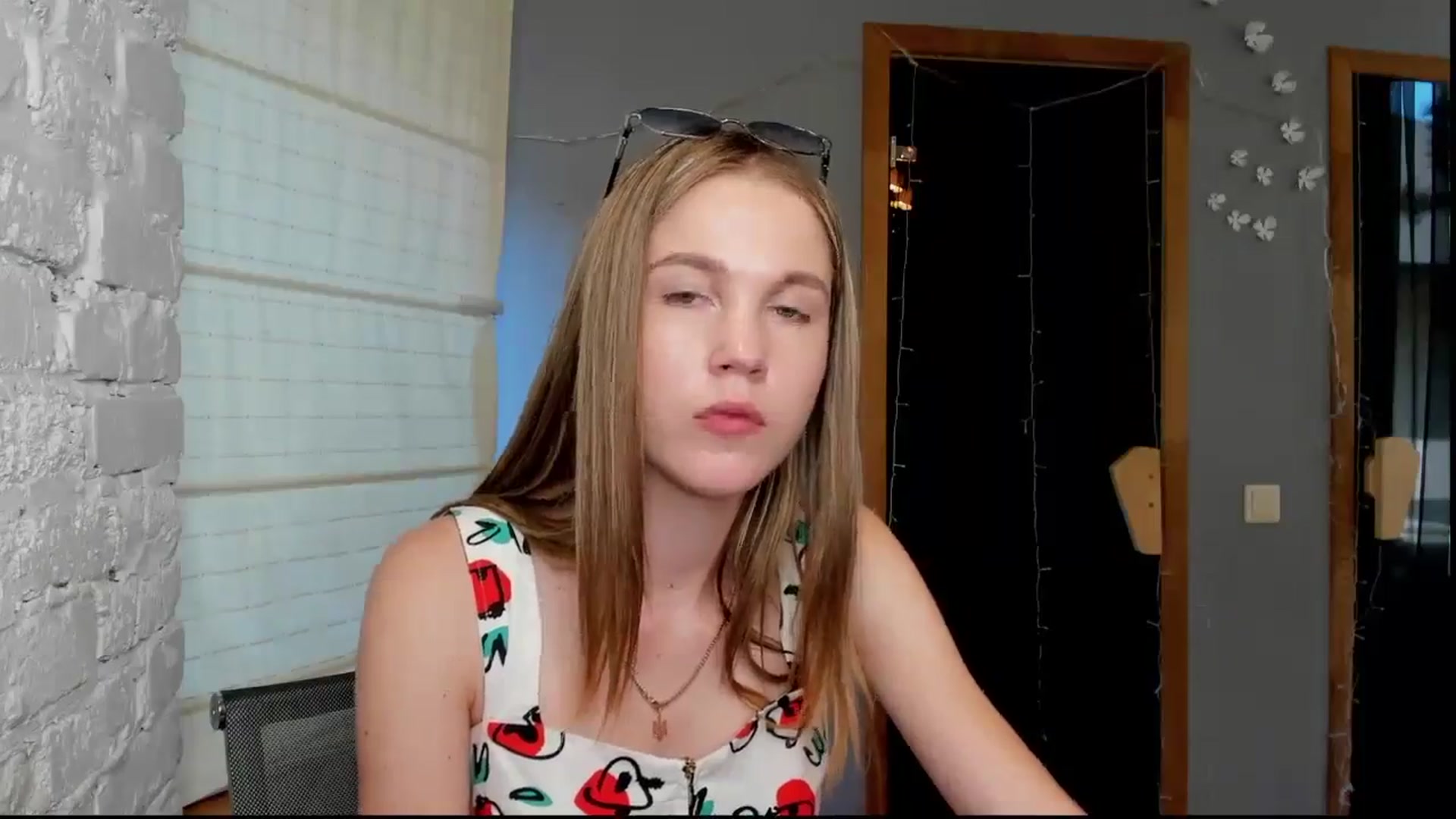 Gallery image thumbnail from Kate_Lewiss's myfreecams stream on, 06/03/2024, 09:20 image 14 of 20