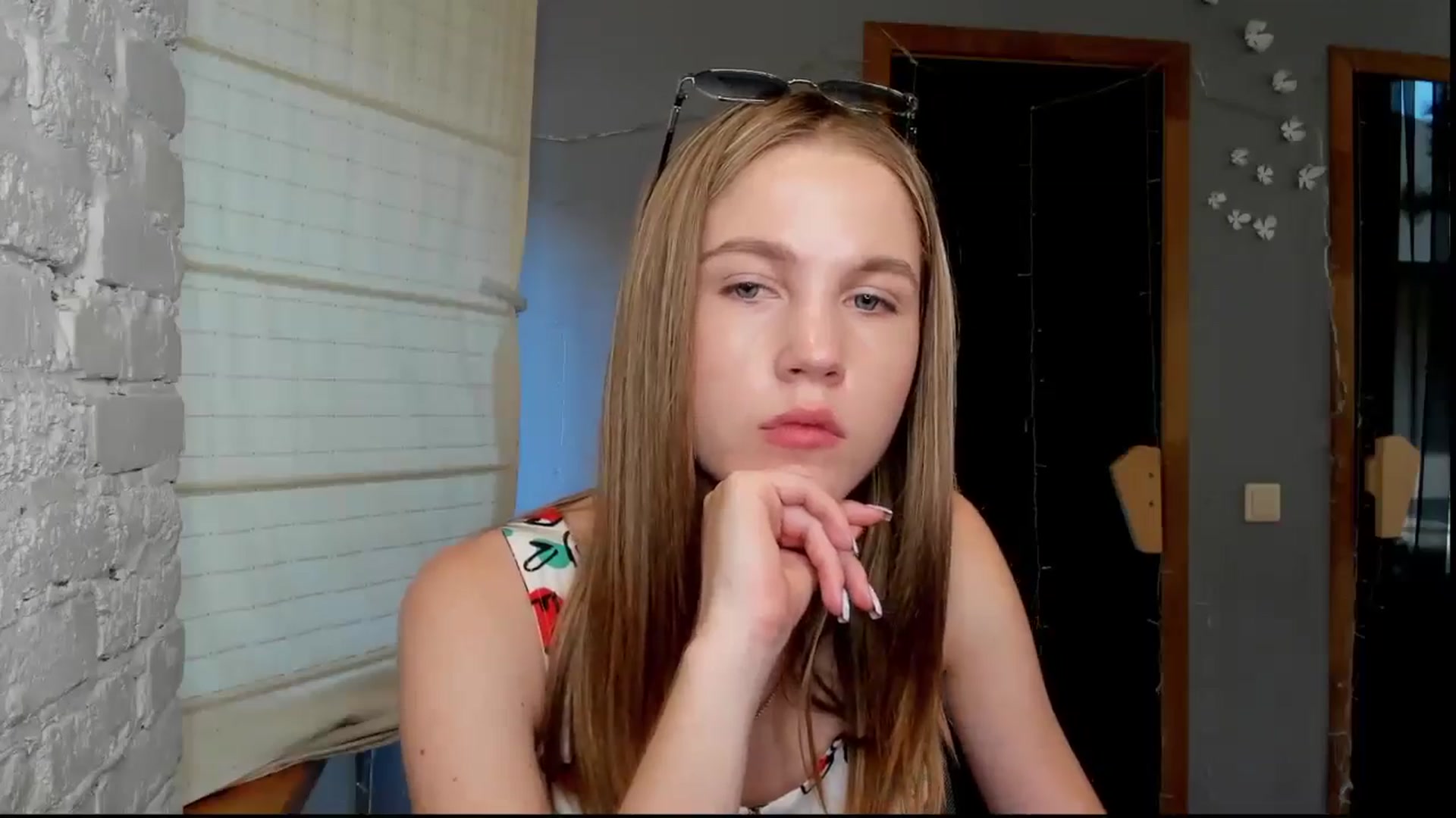 Gallery image thumbnail from Kate_Lewiss's myfreecams stream on, 06/03/2024, 09:20 image 4 of 20