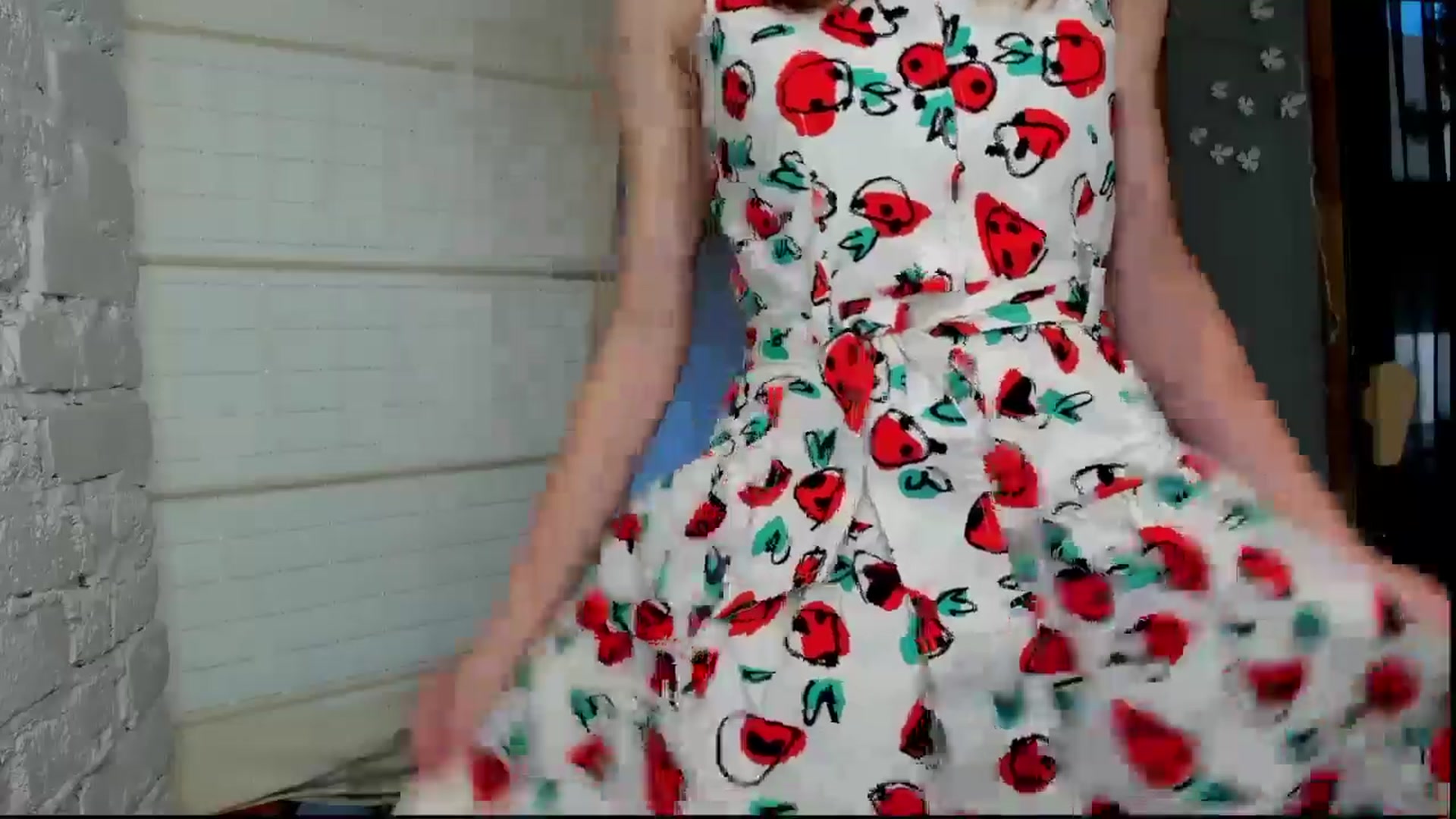 Gallery image thumbnail from Kate_Lewiss's myfreecams stream on, 06/03/2024, 11:05 image 16 of 20