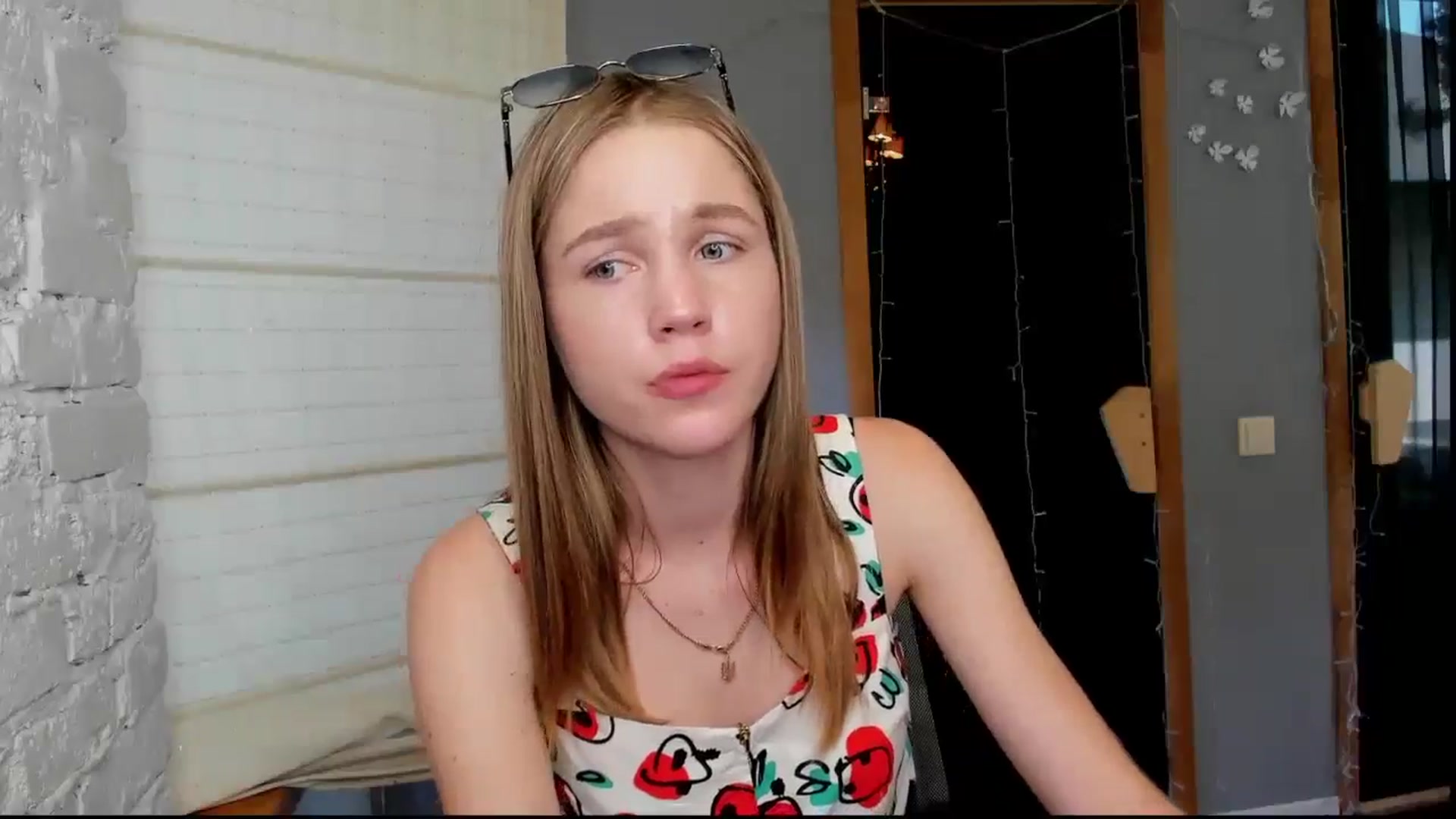 Gallery image thumbnail from Kate_Lewiss's myfreecams stream on, 06/03/2024, 11:05 image 4 of 20