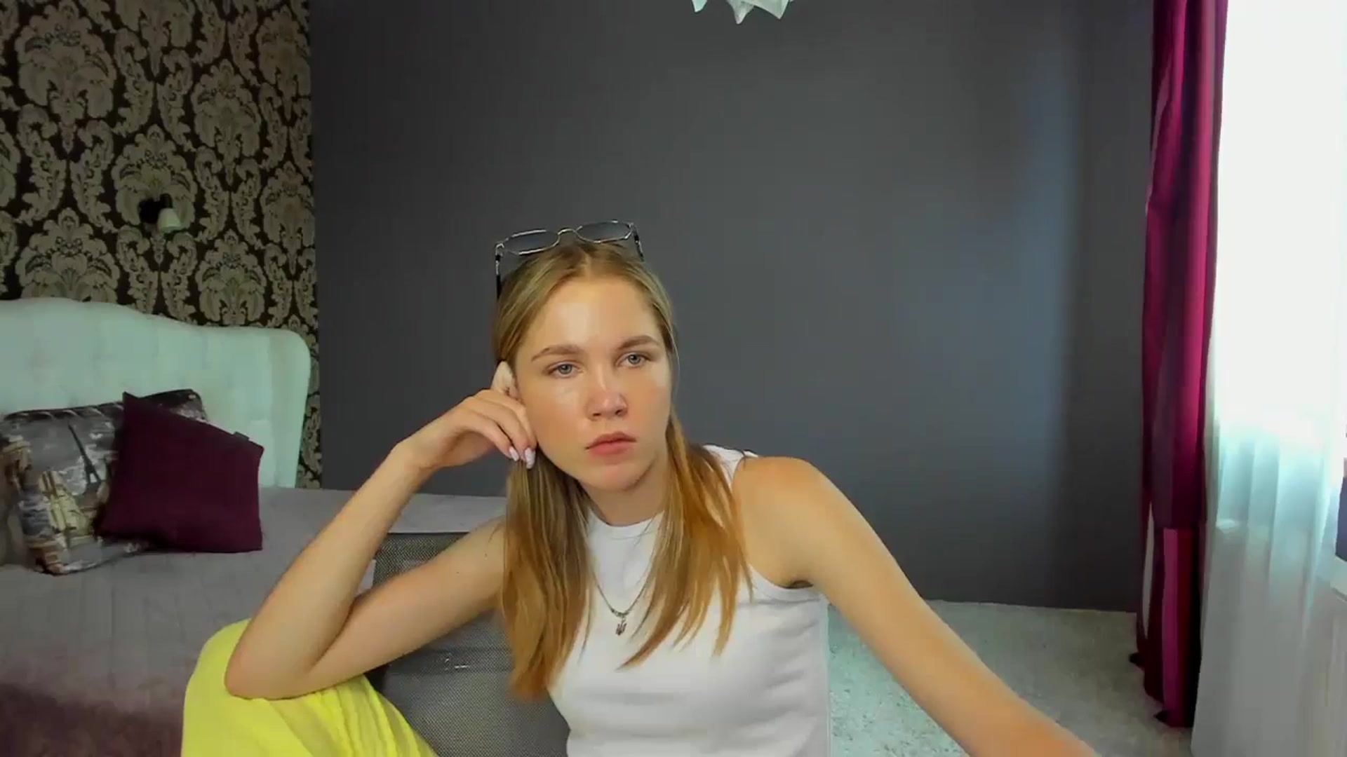 Gallery image thumbnail from Kate_Lewiss's myfreecams stream on, 06/04/2024, 09:21 image 7 of 20