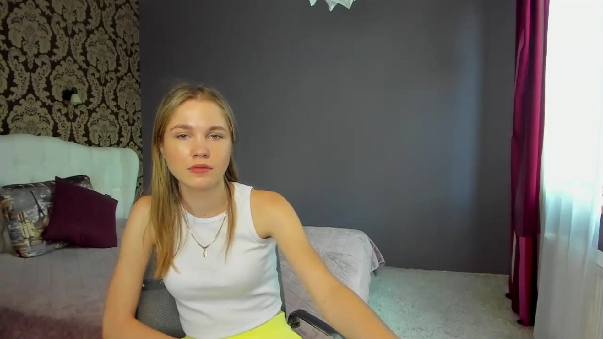 Gallery image thumbnail from Kate_Lewiss's myfreecams stream on, 06/04/2024, 09:55 image 3 of 20