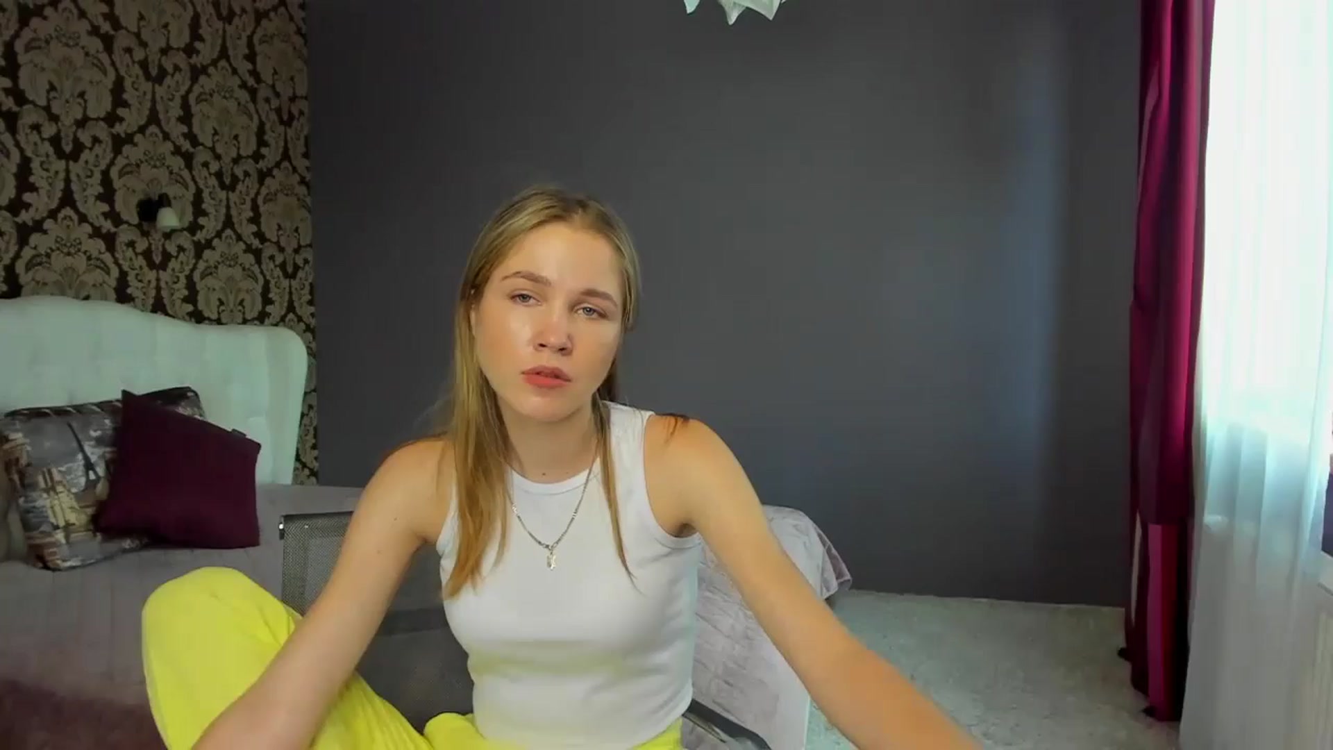 Gallery image thumbnail from Kate_Lewiss's myfreecams stream on, 06/04/2024, 09:55 image 1 of 20