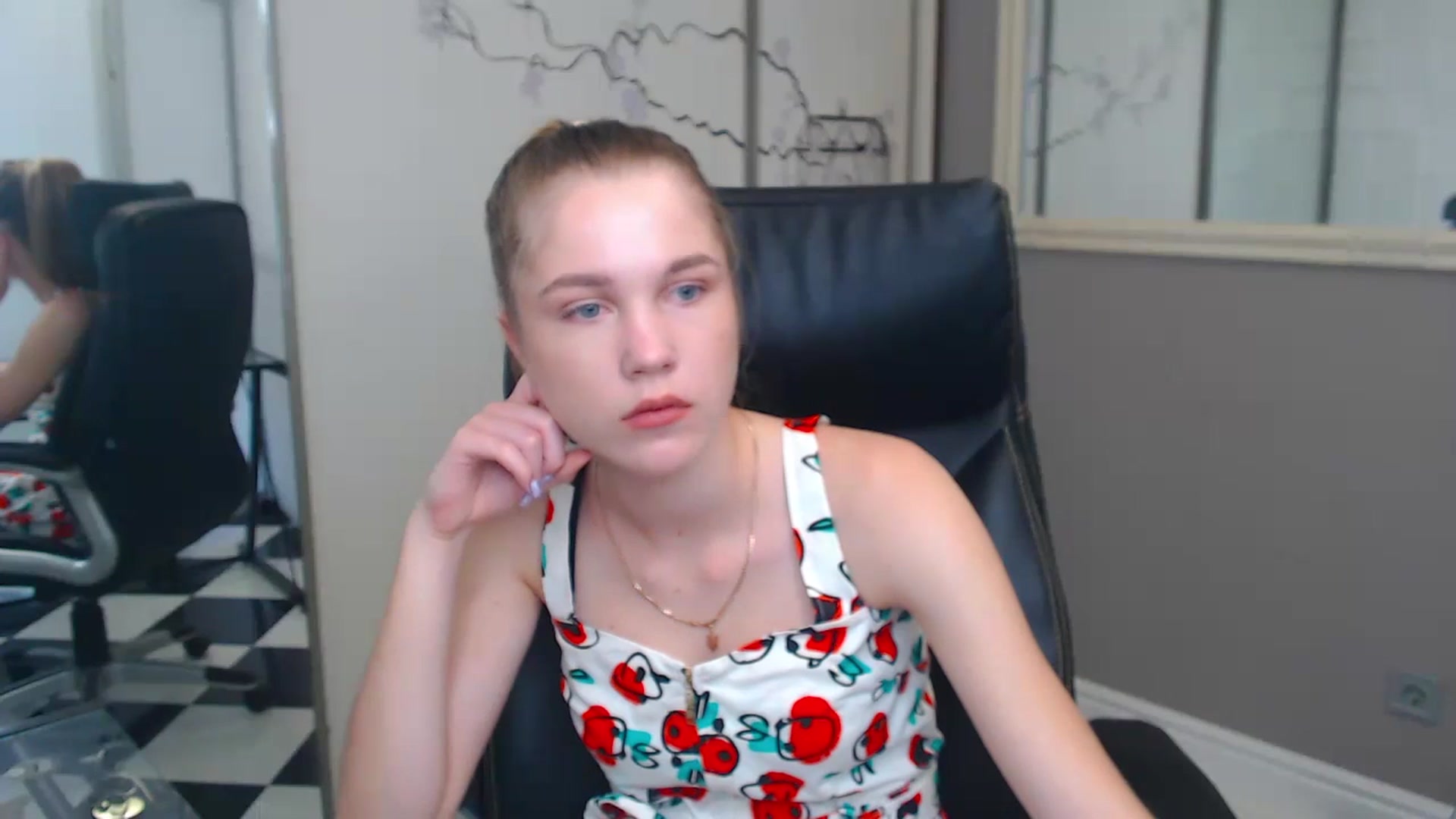 Gallery image thumbnail from Kate_Lewiss's myfreecams stream on, 06/05/2024, 06:47 image 15 of 20