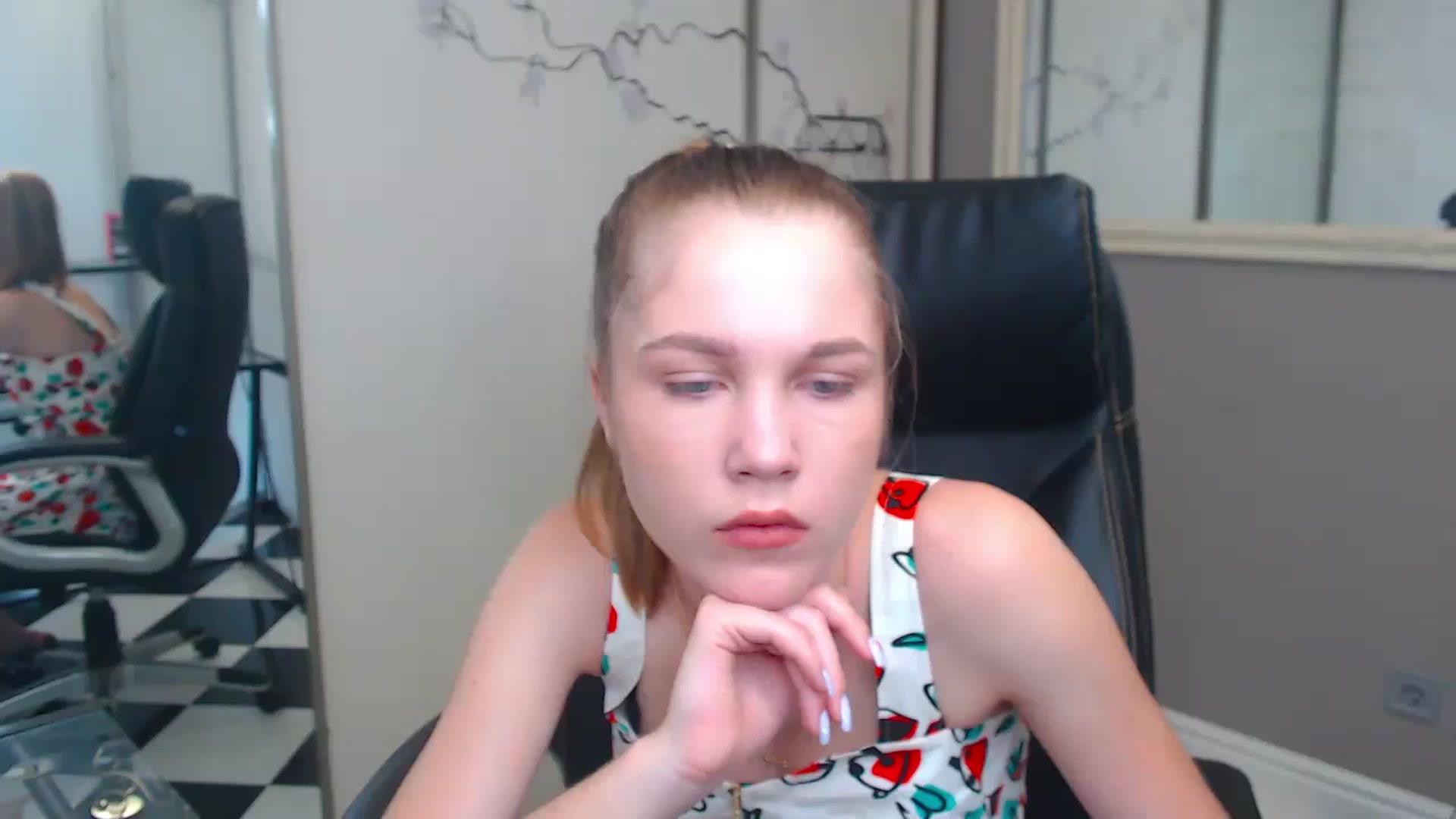 Gallery image thumbnail from Kate_Lewiss's myfreecams stream on, 06/05/2024, 06:47 image 6 of 20