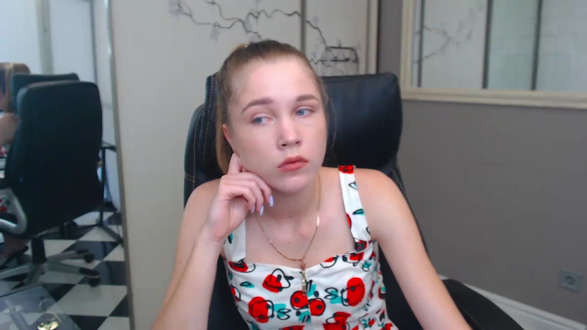 Gallery image thumbnail from Kate_Lewiss's myfreecams stream on, 06/05/2024, 07:08 image 8 of 20