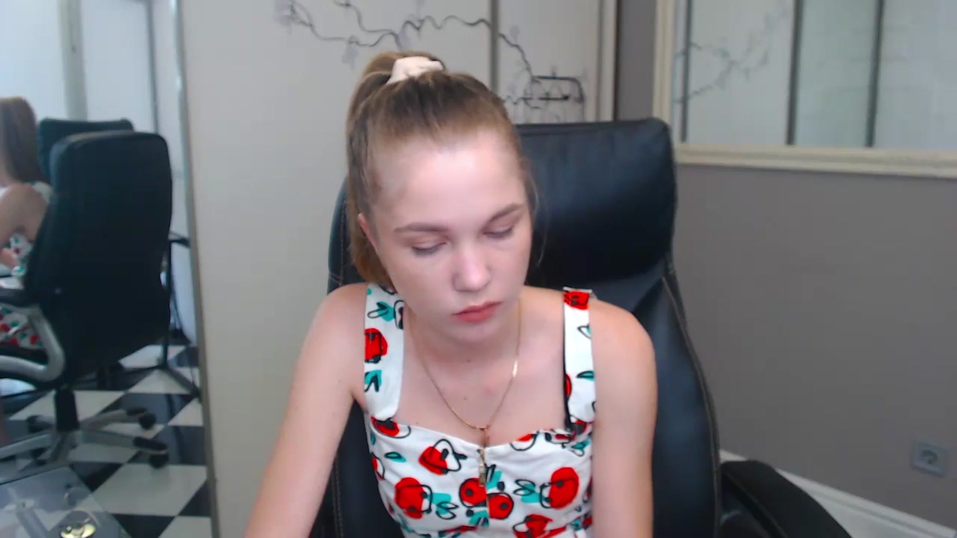Gallery image thumbnail from Kate_Lewiss's myfreecams stream on, 06/05/2024, 07:08 image 18 of 20