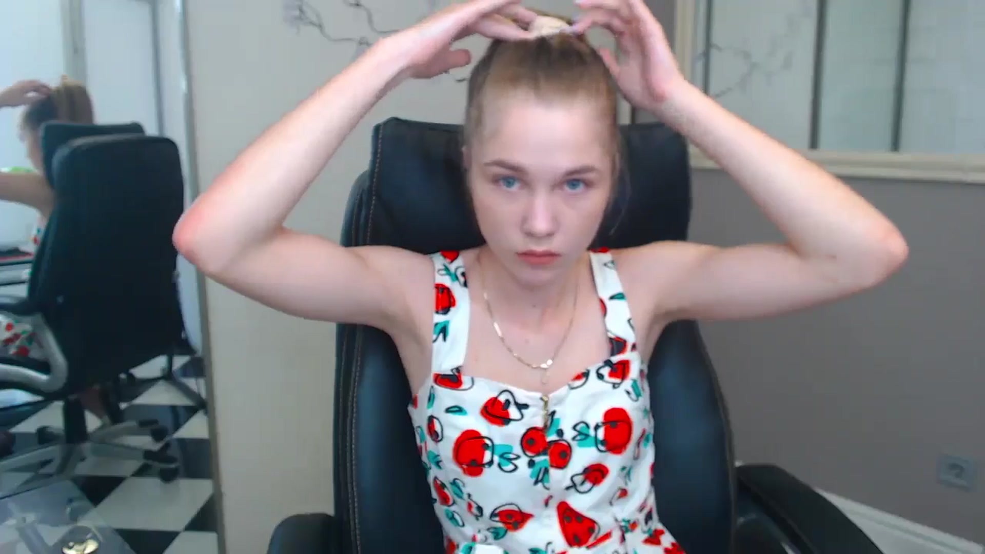 Gallery image thumbnail from Kate_Lewiss's myfreecams stream on, 06/05/2024, 07:08 image 4 of 20