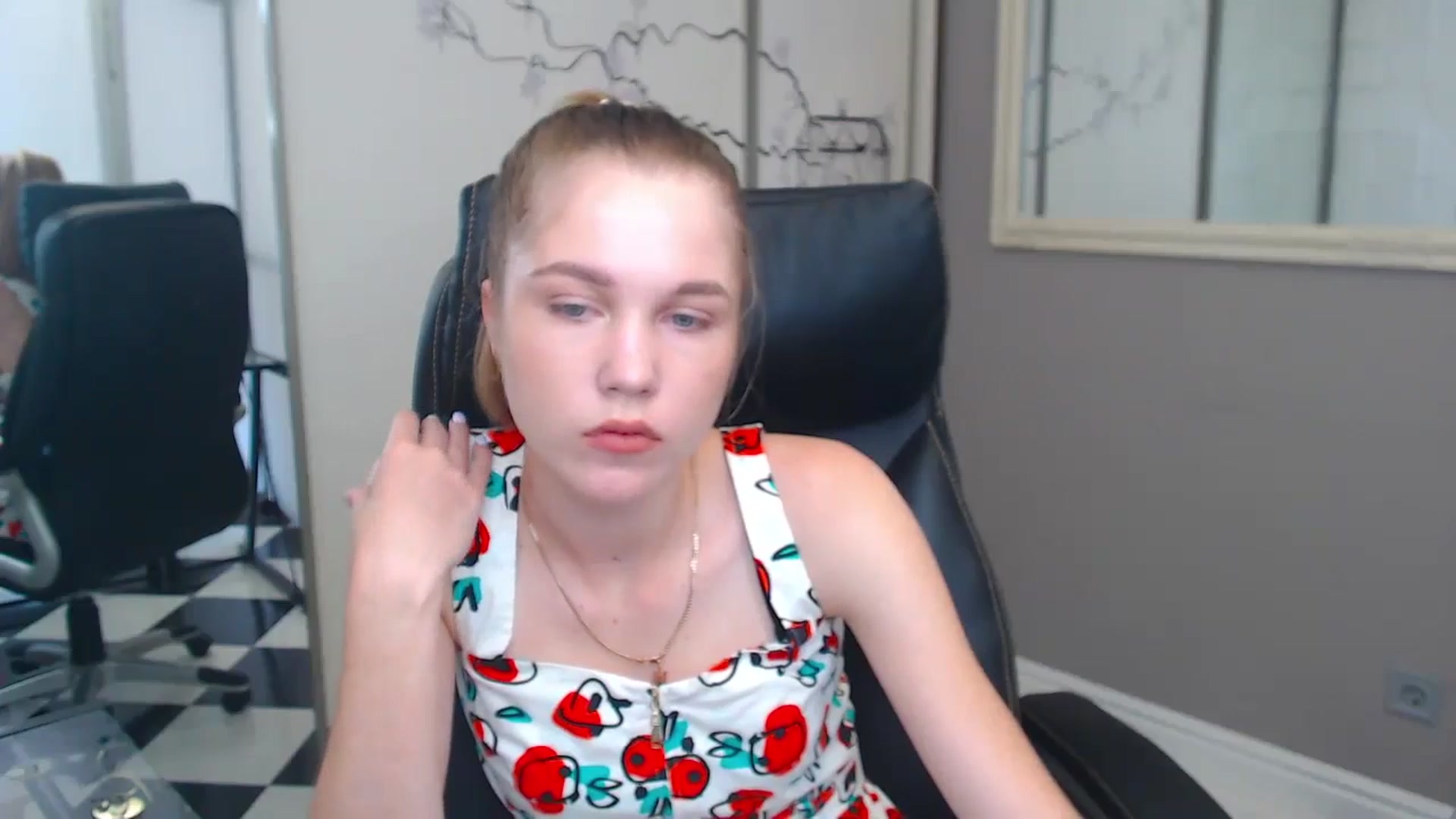 Gallery image thumbnail from Kate_Lewiss's myfreecams stream on, 06/05/2024, 07:41 image 2 of 20