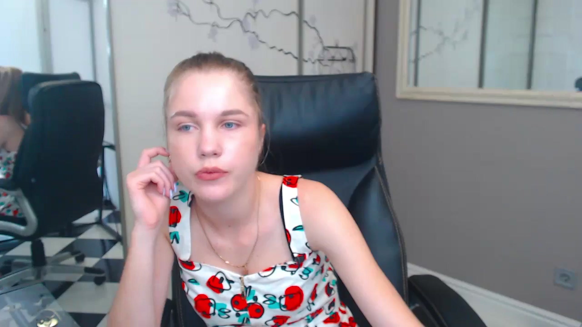 Gallery image thumbnail from Kate_Lewiss's myfreecams stream on, 06/05/2024, 07:41 image 7 of 20