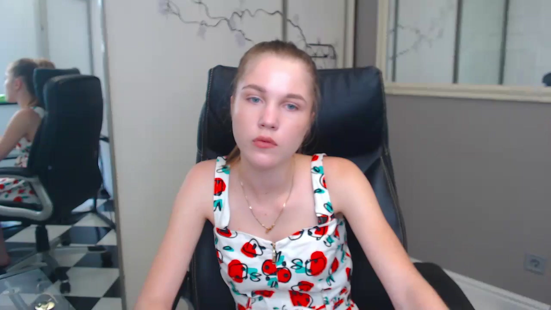 Gallery image thumbnail from Kate_Lewiss's myfreecams stream on, 06/05/2024, 09:28 image 1 of 20