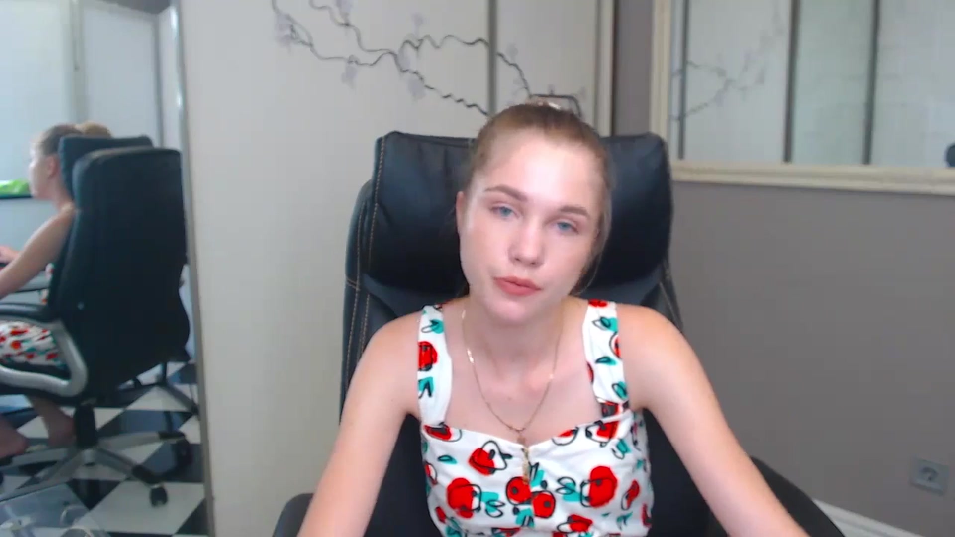 Gallery image thumbnail from Kate_Lewiss's myfreecams stream on, 06/05/2024, 11:02 image 12 of 20