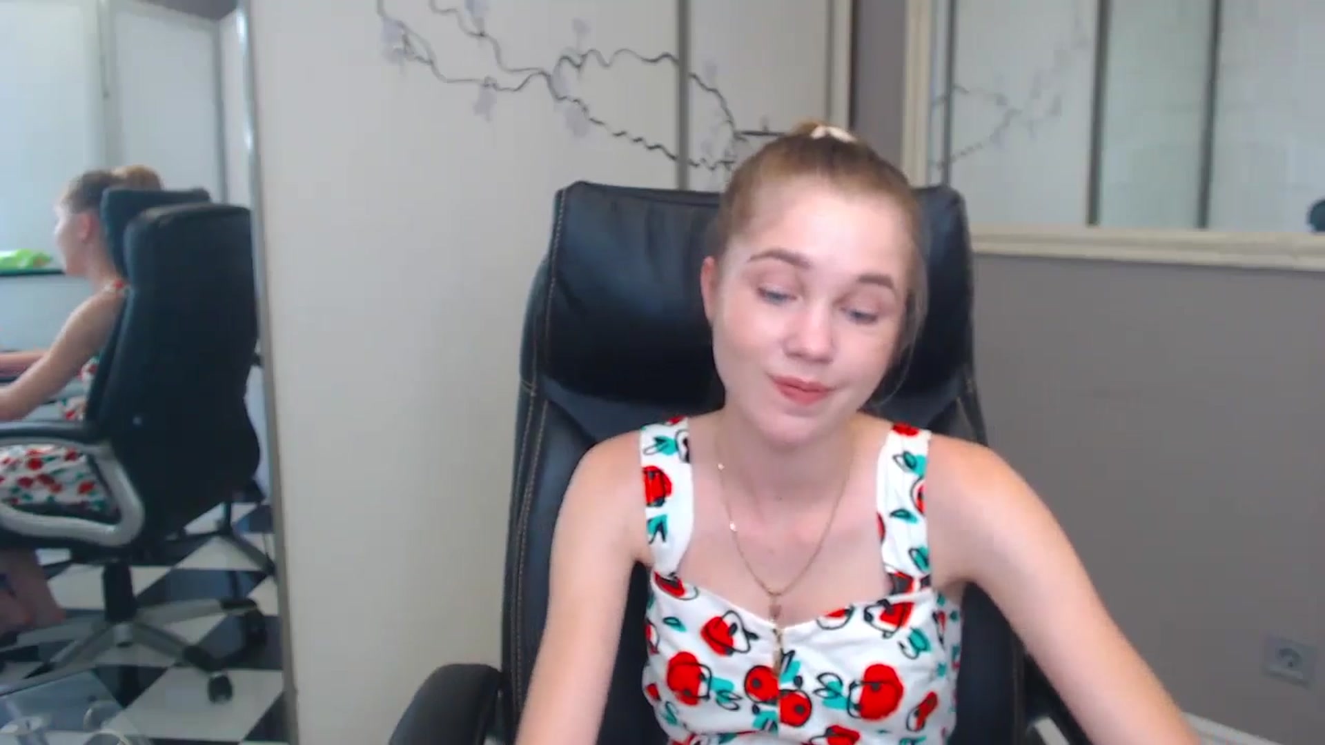 Gallery image thumbnail from Kate_Lewiss's myfreecams stream on, 06/05/2024, 11:02 image 7 of 20