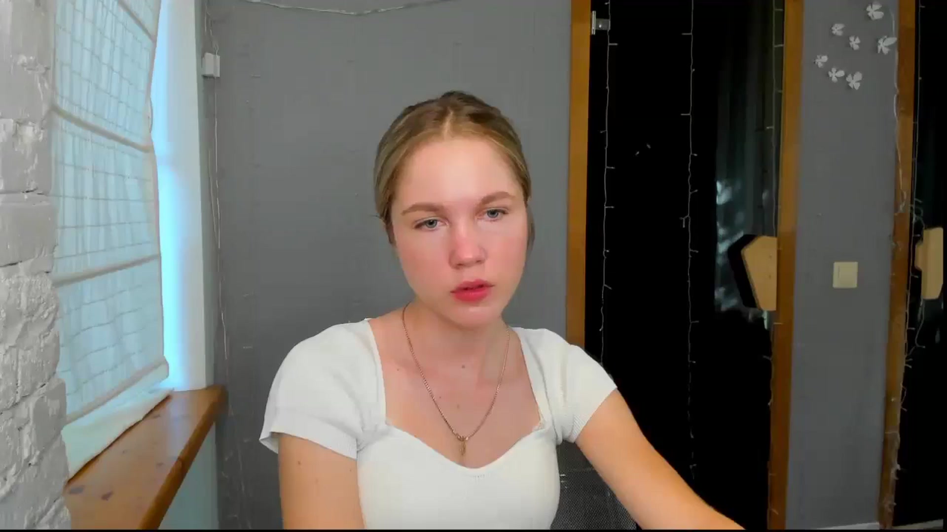 Gallery image thumbnail from Kate_Lewiss's myfreecams stream on, 06/09/2024, 06:07 image 18 of 20