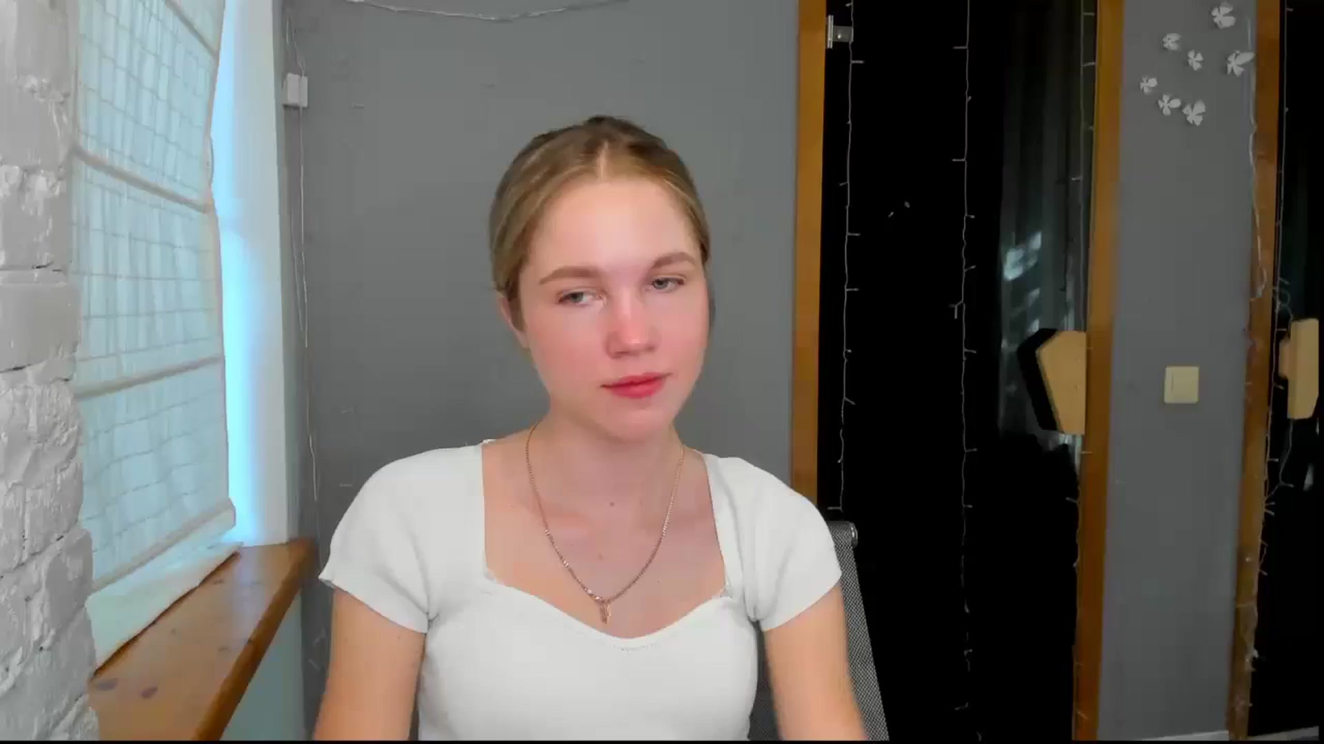 Gallery image thumbnail from Kate_Lewiss's myfreecams stream on, 06/09/2024, 06:07 image 14 of 20