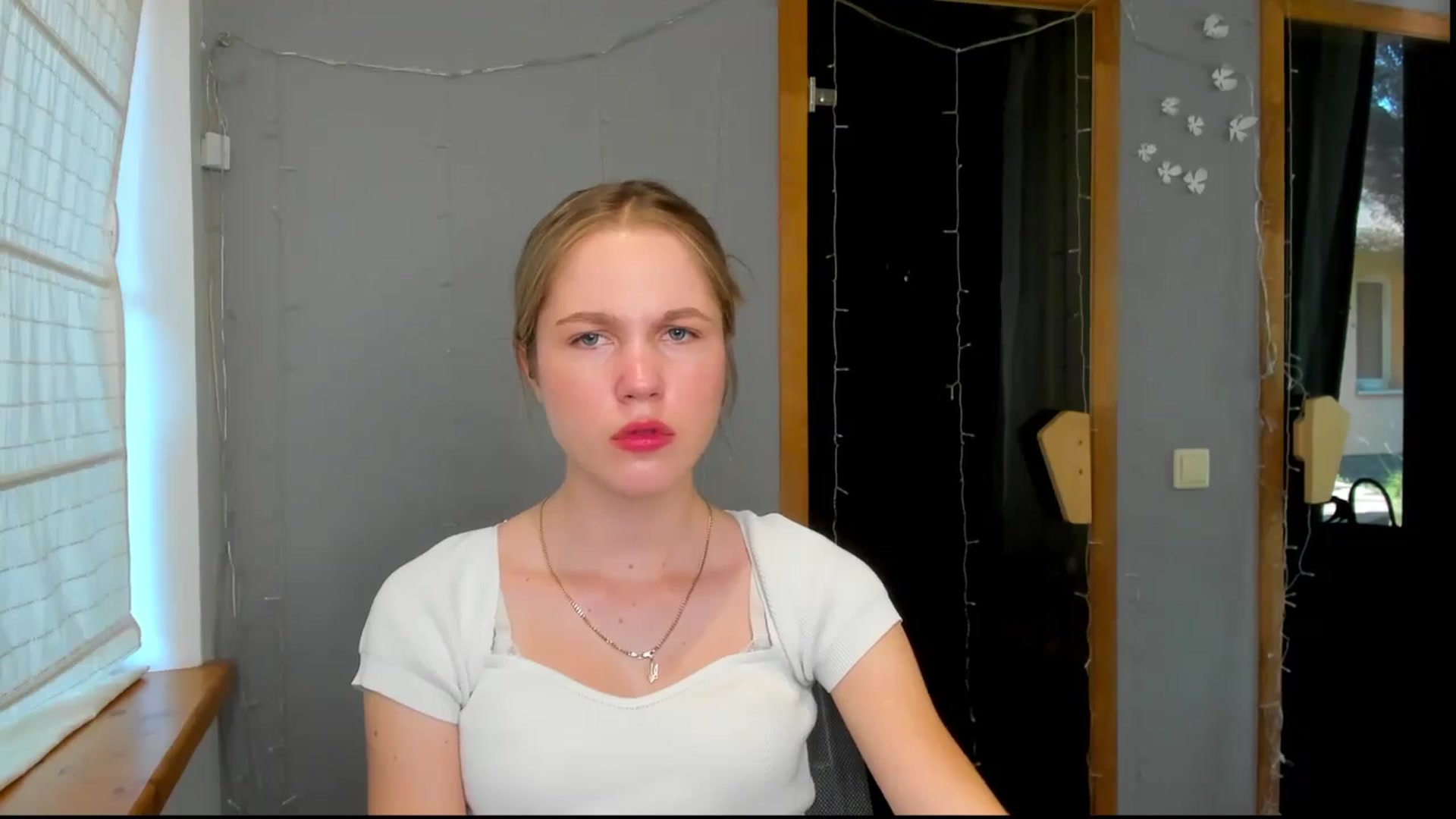 Gallery image thumbnail from Kate_Lewiss's myfreecams stream on, 06/09/2024, 07:23 image 9 of 20