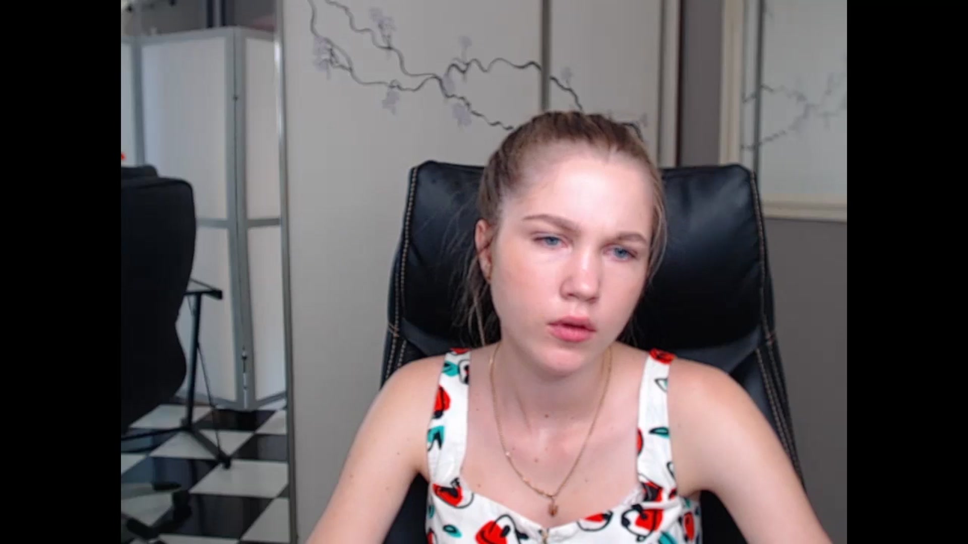 Gallery image thumbnail from Kate_Lewiss's myfreecams stream on, 06/10/2024, 06:37 image 6 of 20